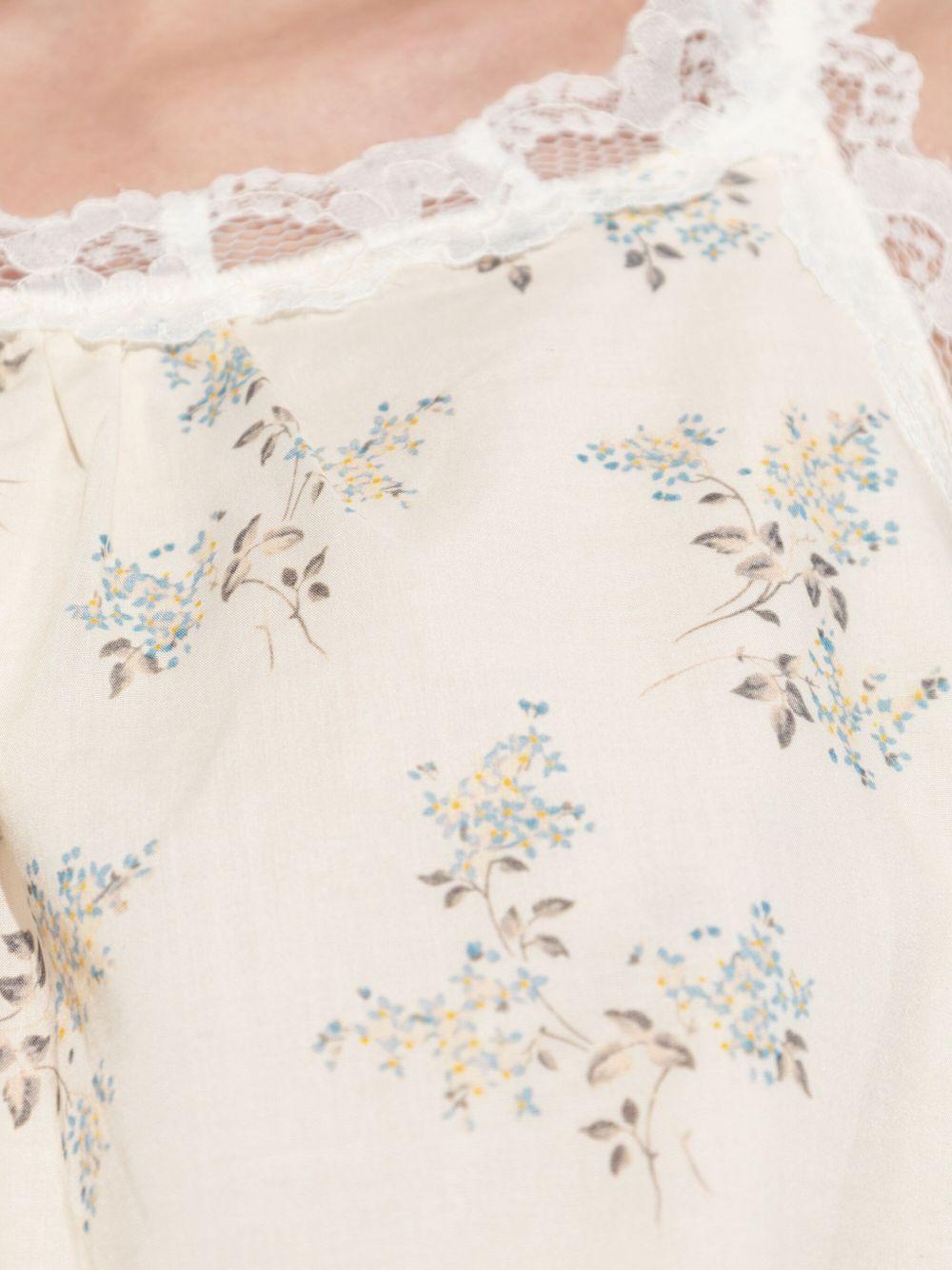 floral lace-trimmed top Product Image