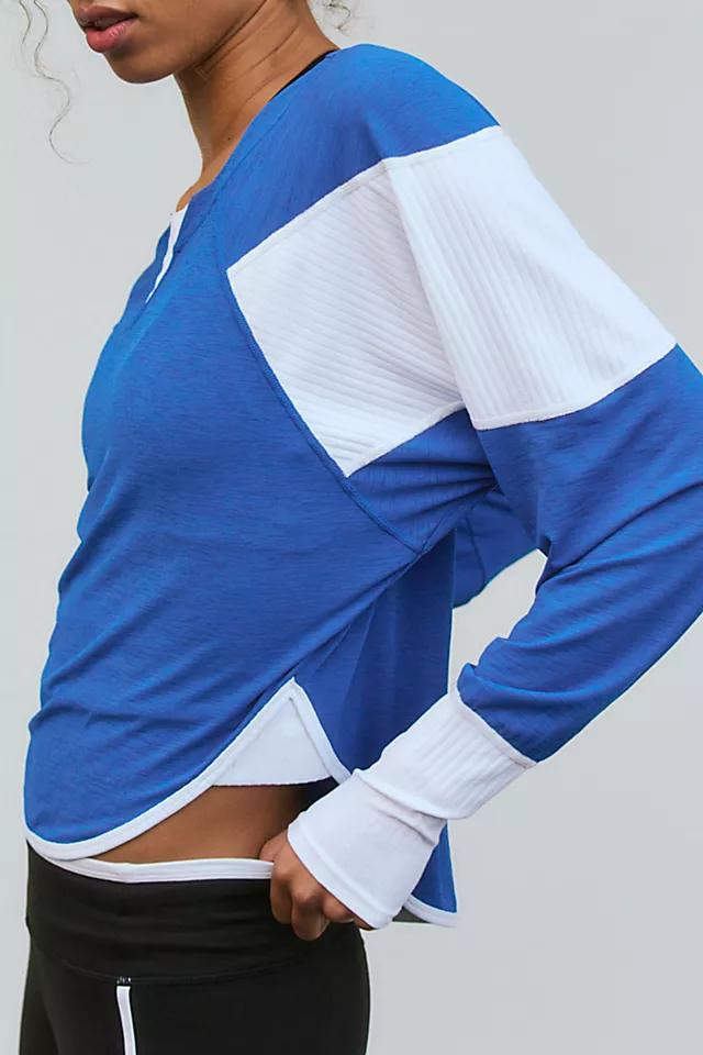 Spotlight Long Sleeve Layer Product Image