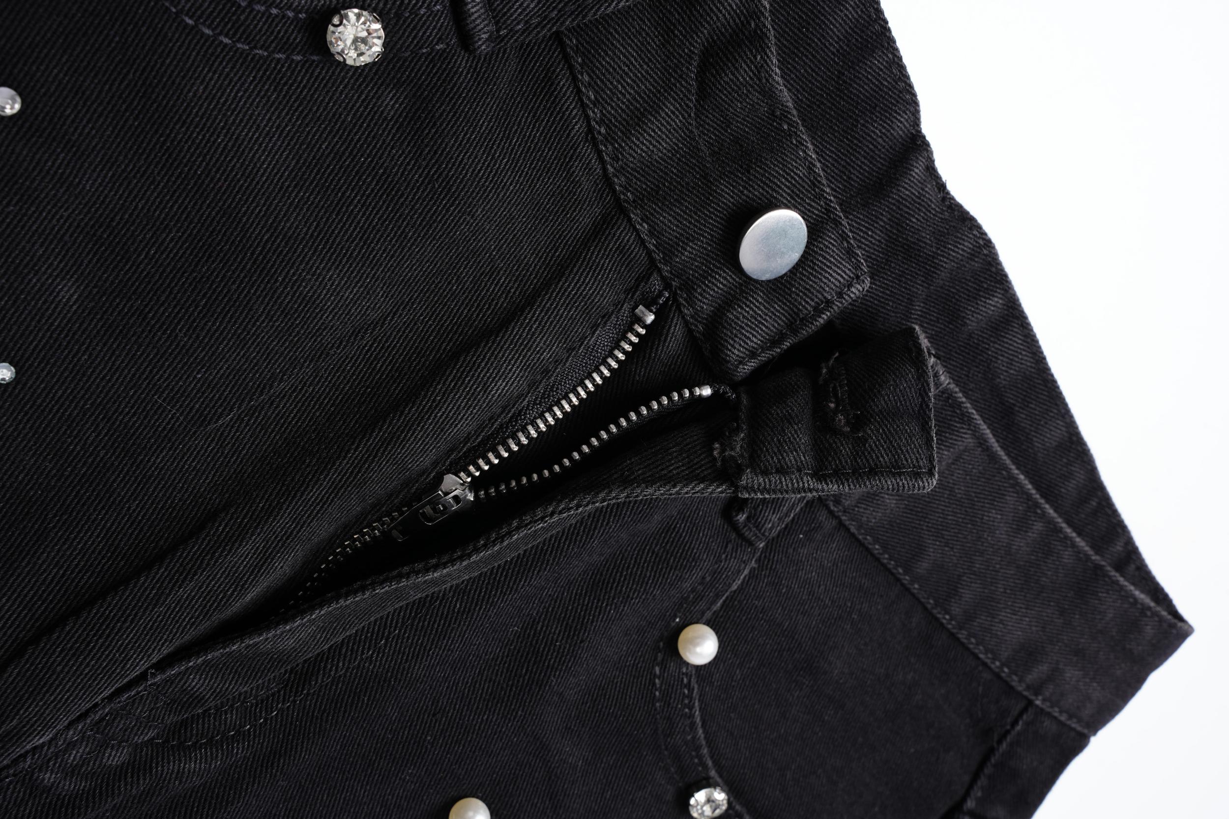 Hiphop Cross Hot Diamond
Jorts Denim Shorts Product Image