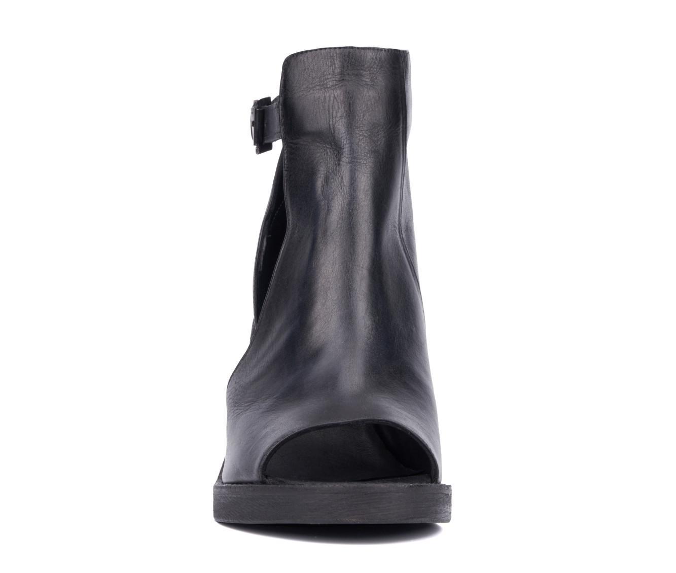 Women's Vintage Foundry Co Laverne Dress Sandals Product Image