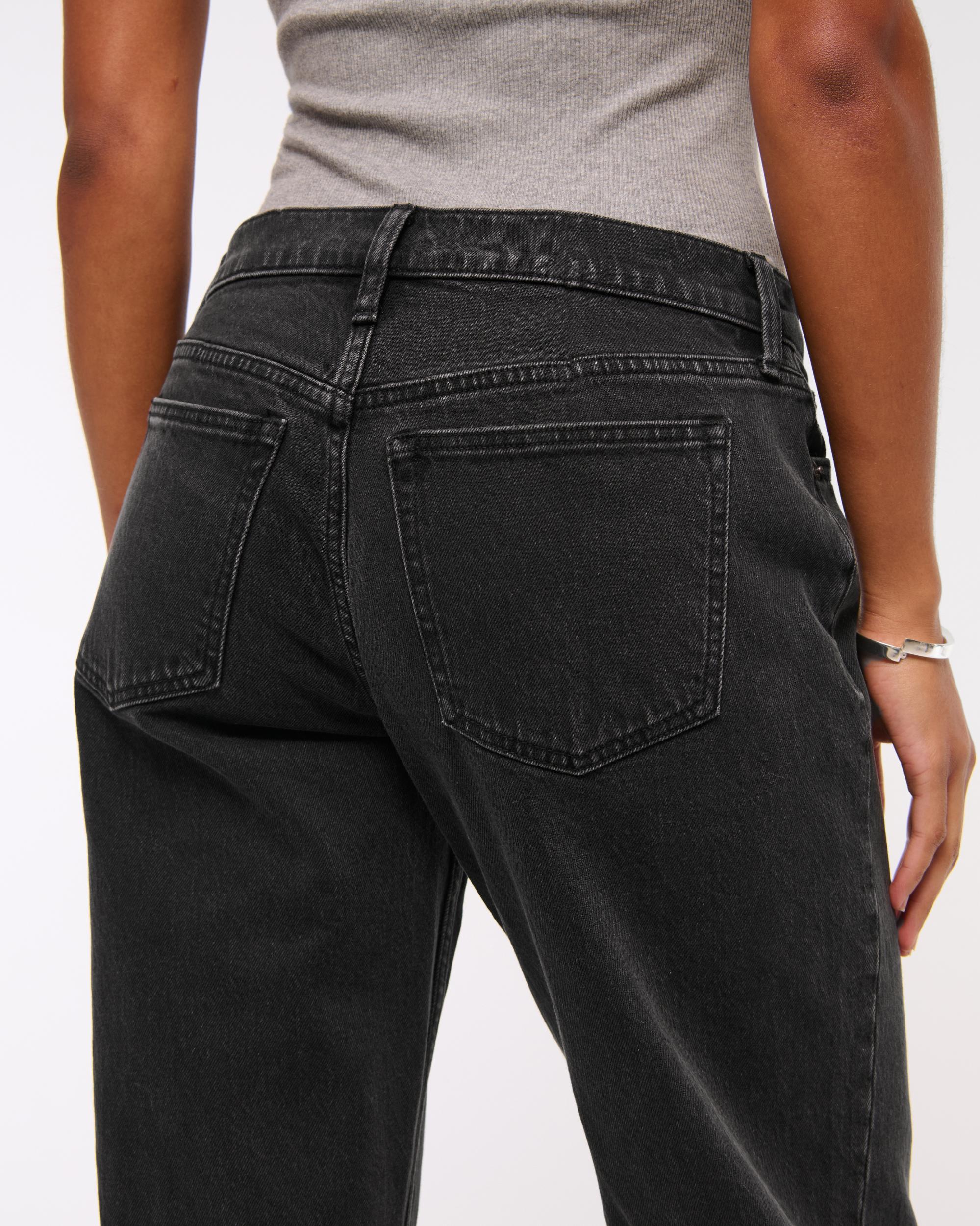 Curve Love Low Rise 90s Relaxed Jean Product Image