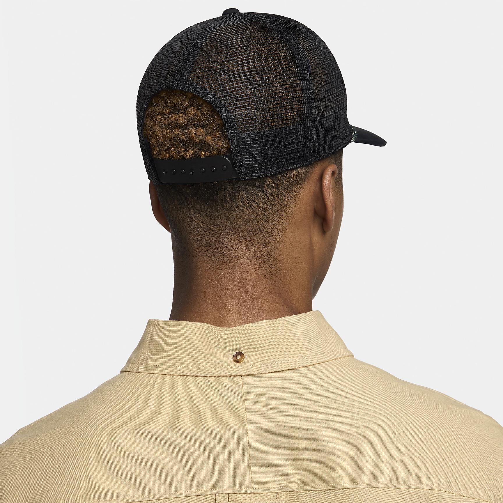 Nike Rise Structured Curved Bill Cap Product Image