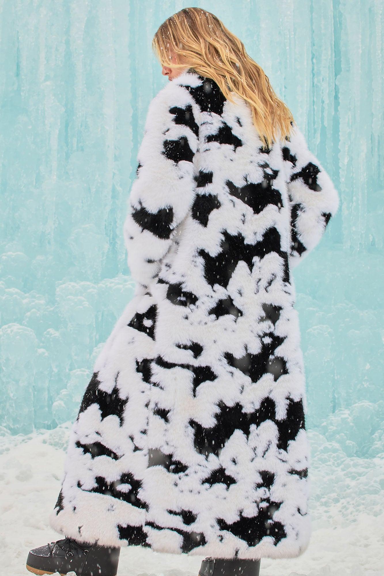 Make And Appearance Faux Fur Coat - White/Black Product Image