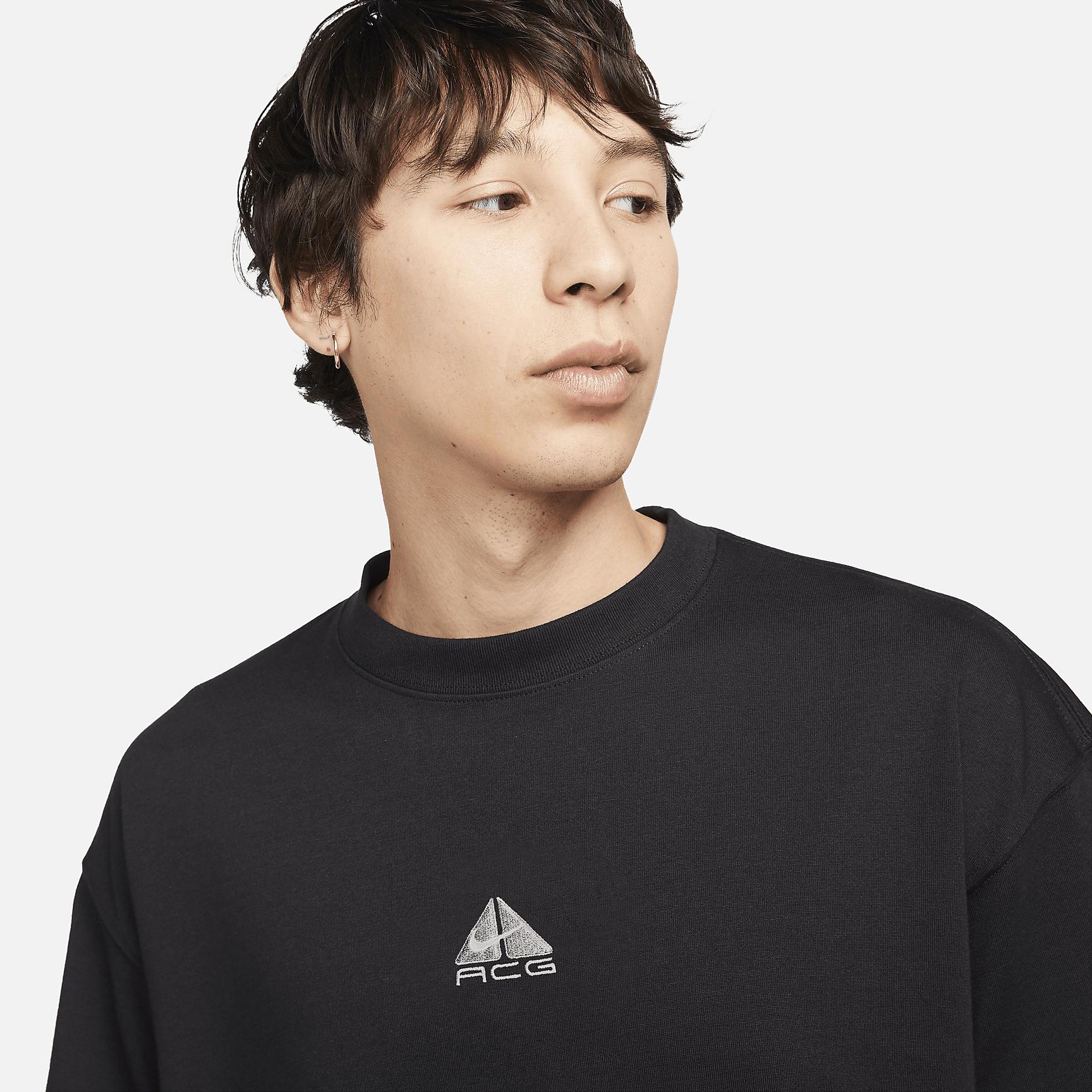 Nike ACG Men's T-Shirt Product Image
