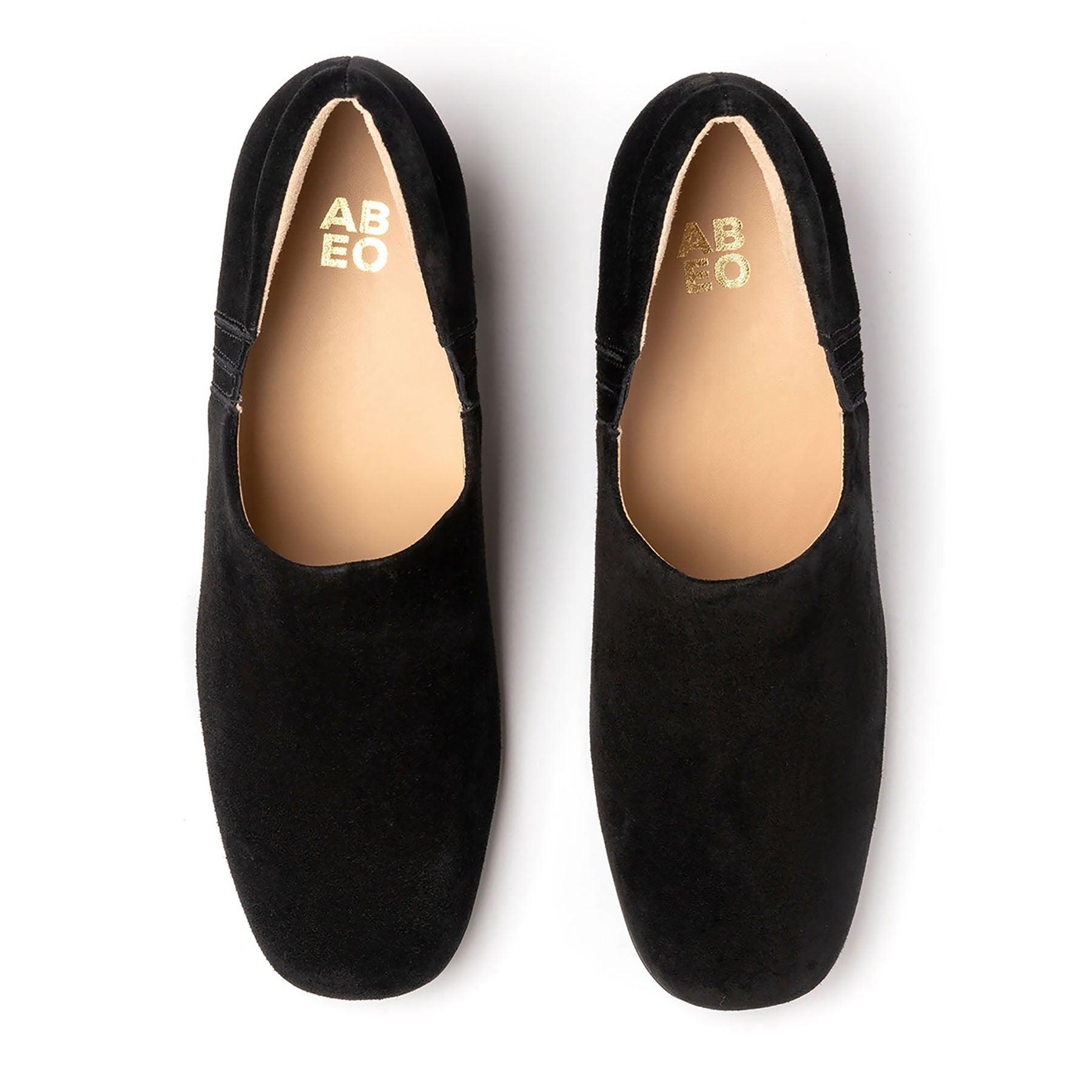 Avenue Slip On Female Product Image