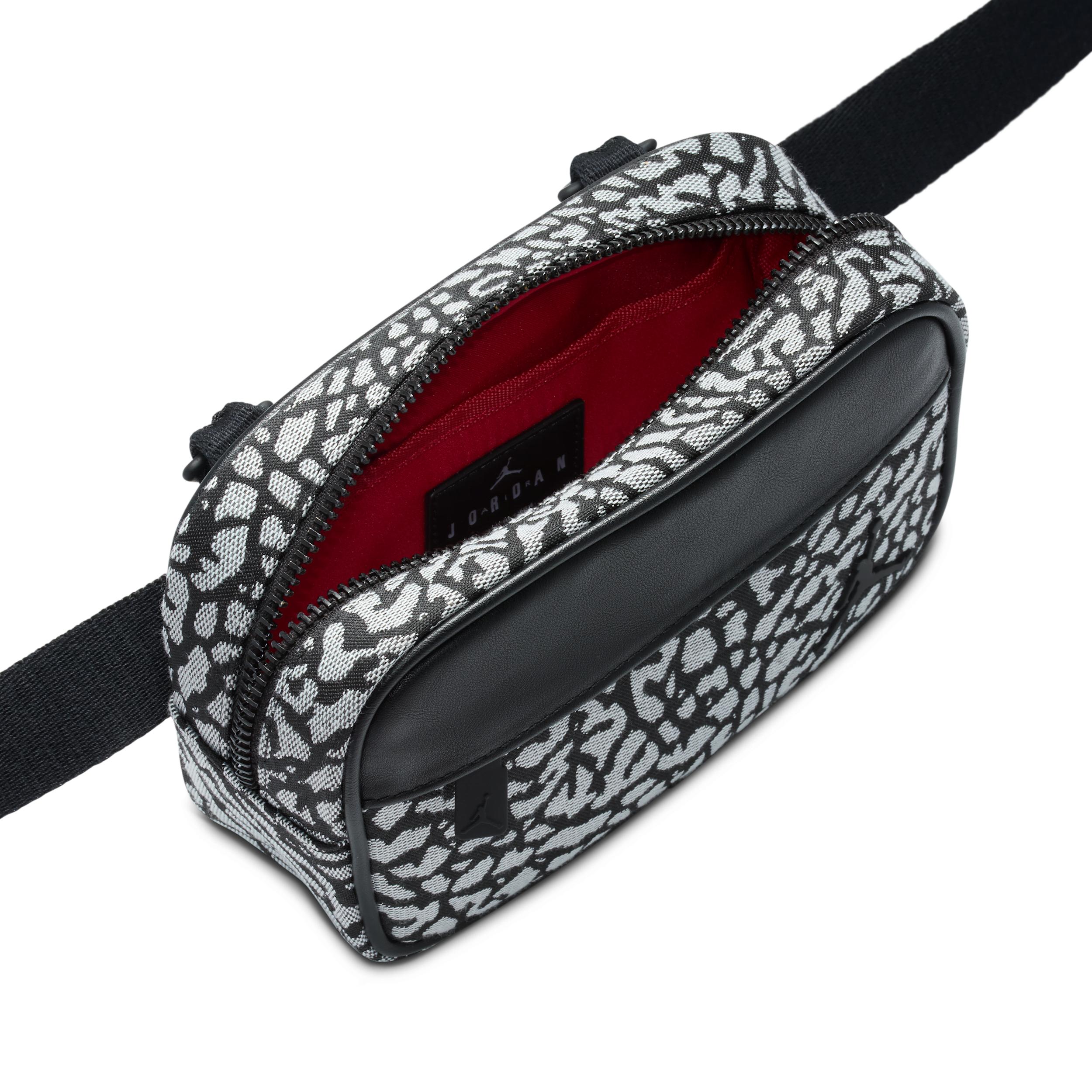 Mens Jordan Icon Camera Bag (1.6L) | MA0979-I00 Product Image