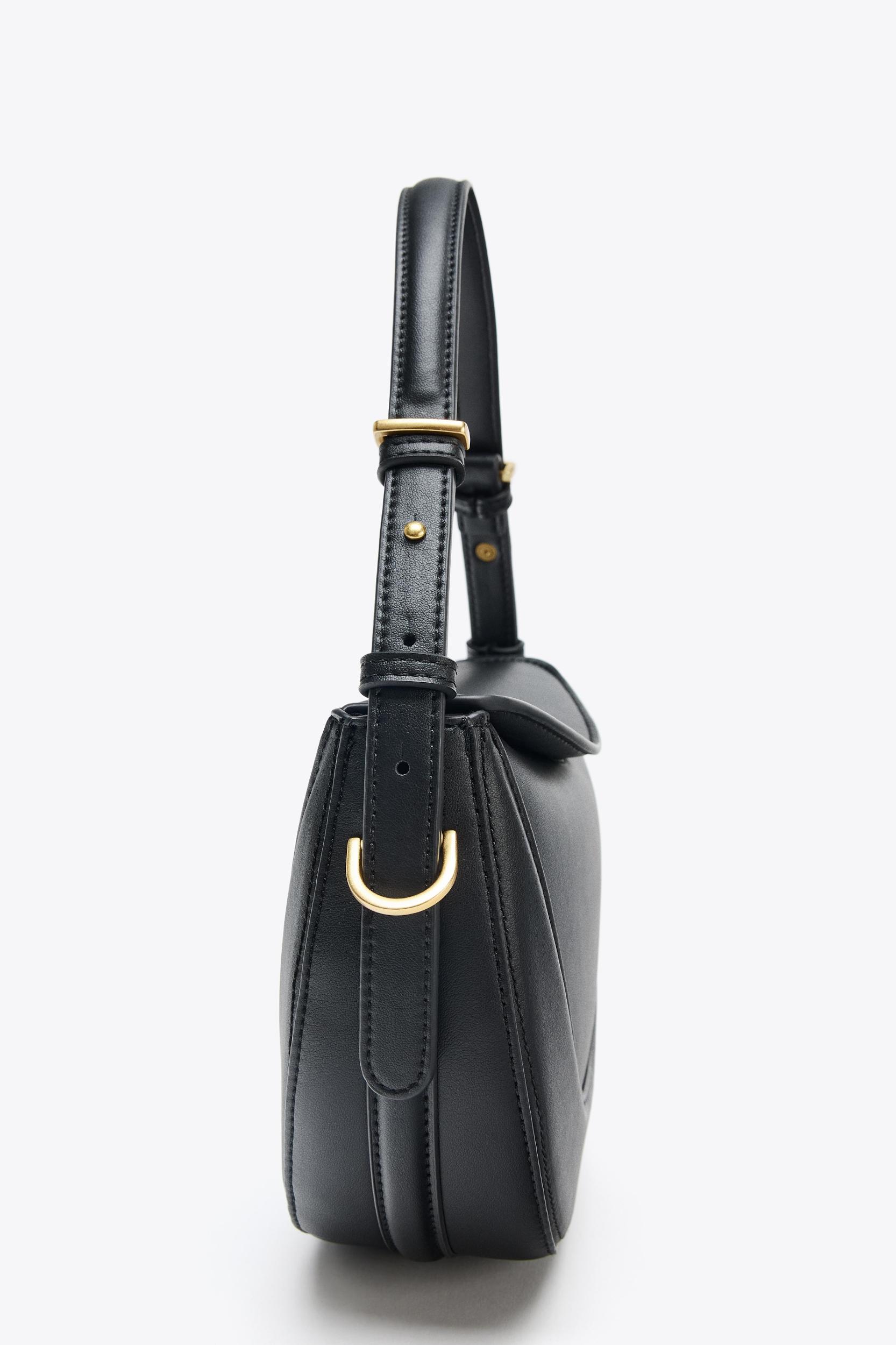 FLAP CROSSBODY BAG Product Image