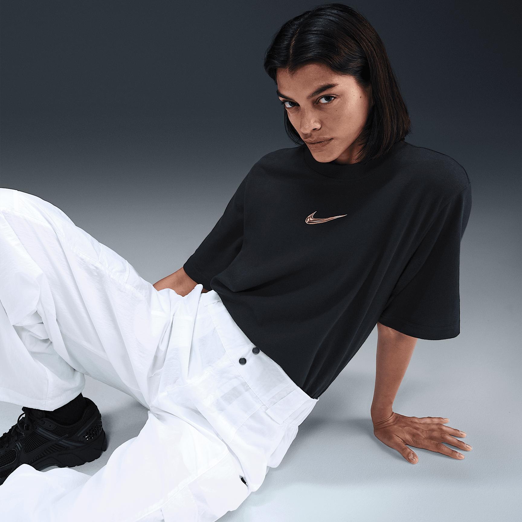 Womens Nike Sportswear Loose Short-Sleeve Graphic T-Shirt | IF1180-010 Product Image