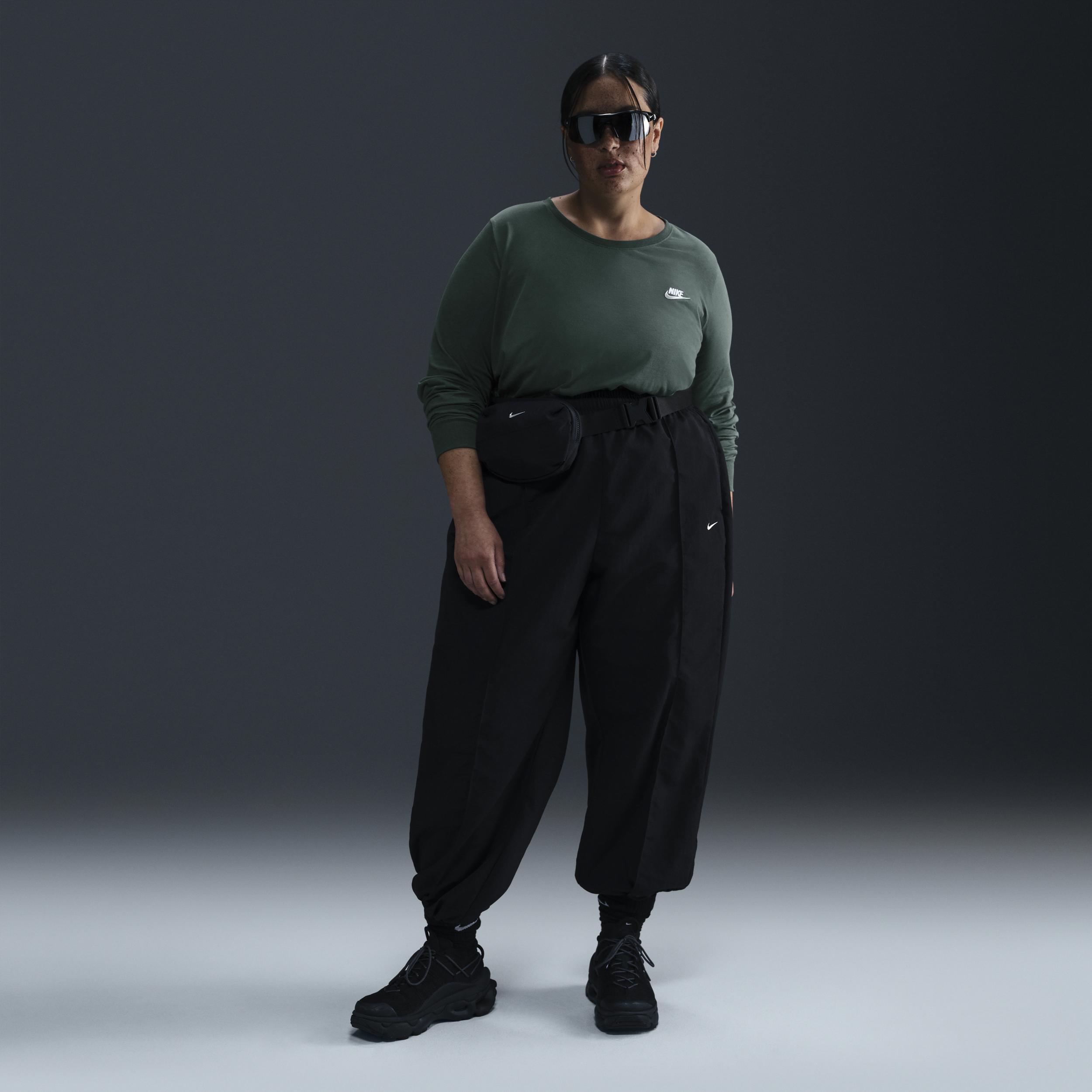 Women's Nike Sportswear Club Long-Sleeve T-Shirt (Plus Size) Product Image