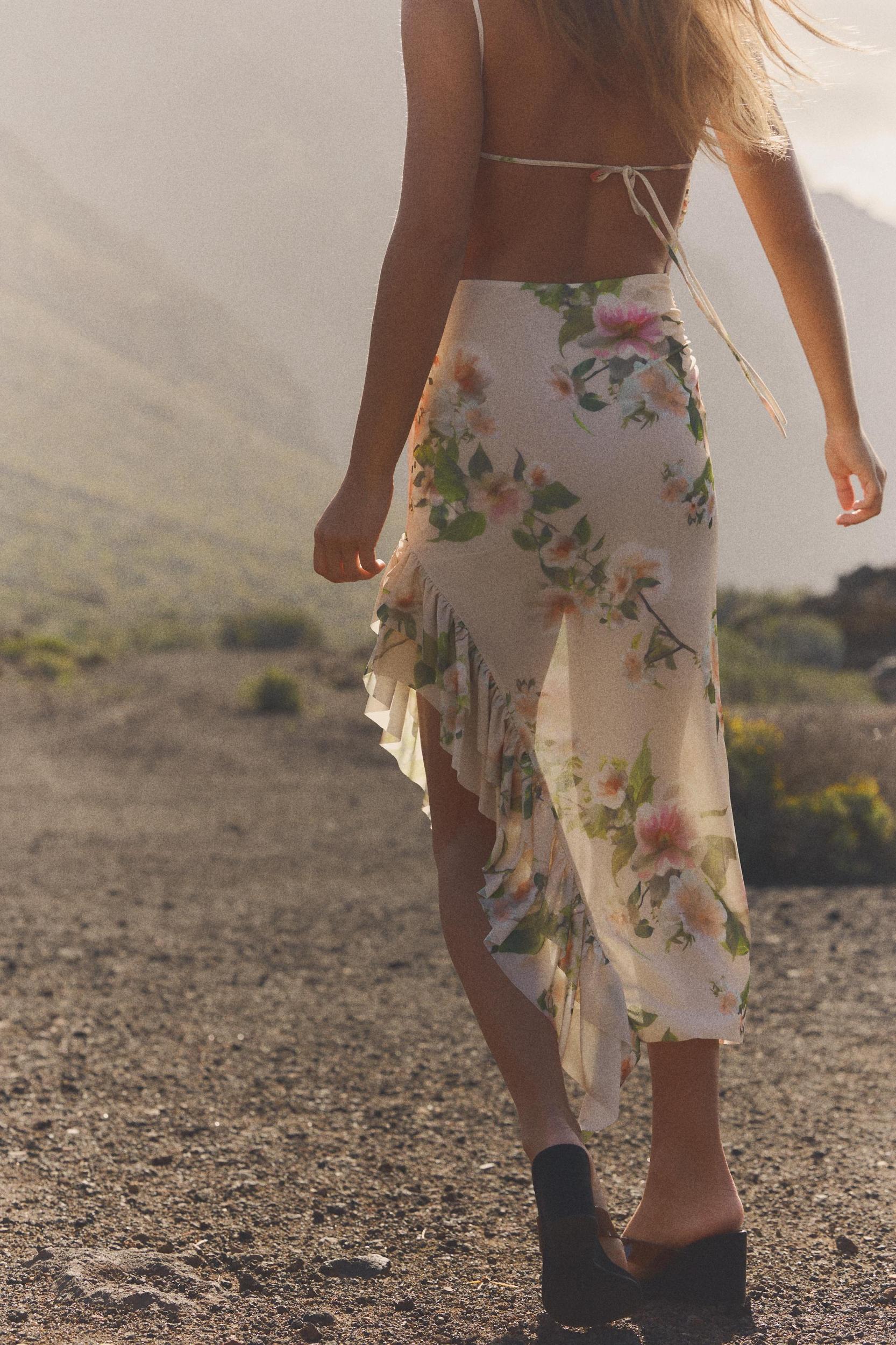 FLORAL PRINT RUFFLED DRESS Product Image