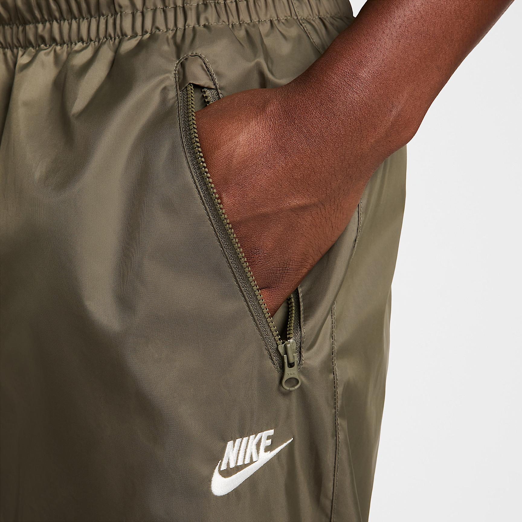 Nike Windrunner Men's Woven Lined Pants Product Image