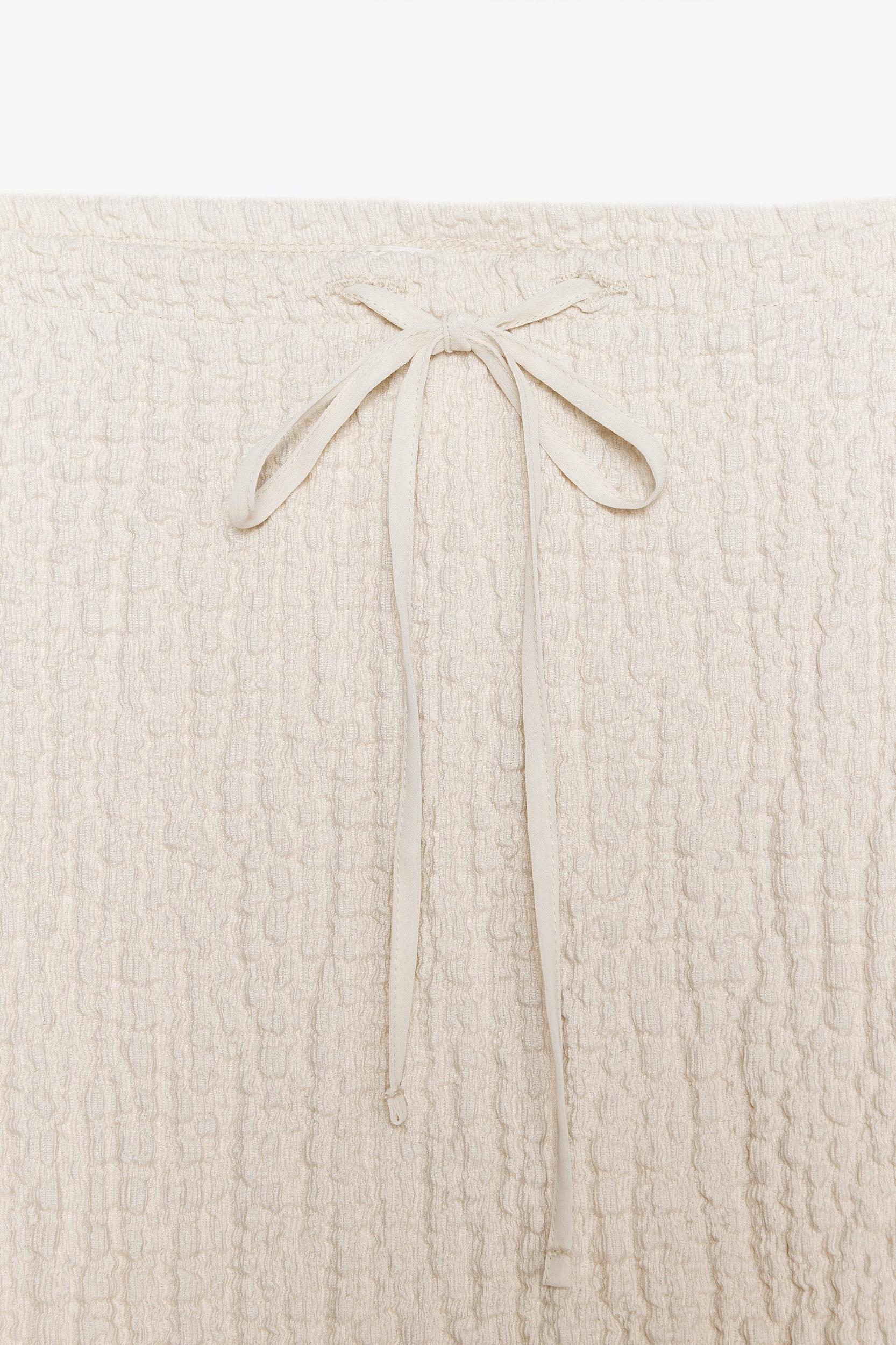 TEXTURED LONG SKIRT Product Image