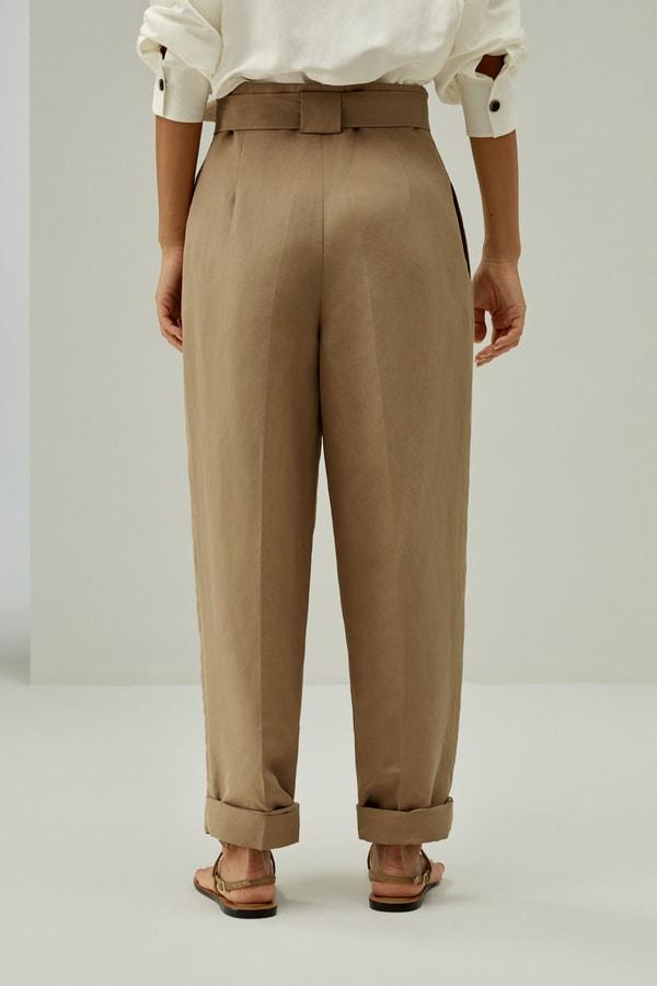 Breathable Silk-Linen Blend Tapered Pants Product Image