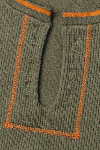 Sporty Notch Neck Seamless Tee Product Image