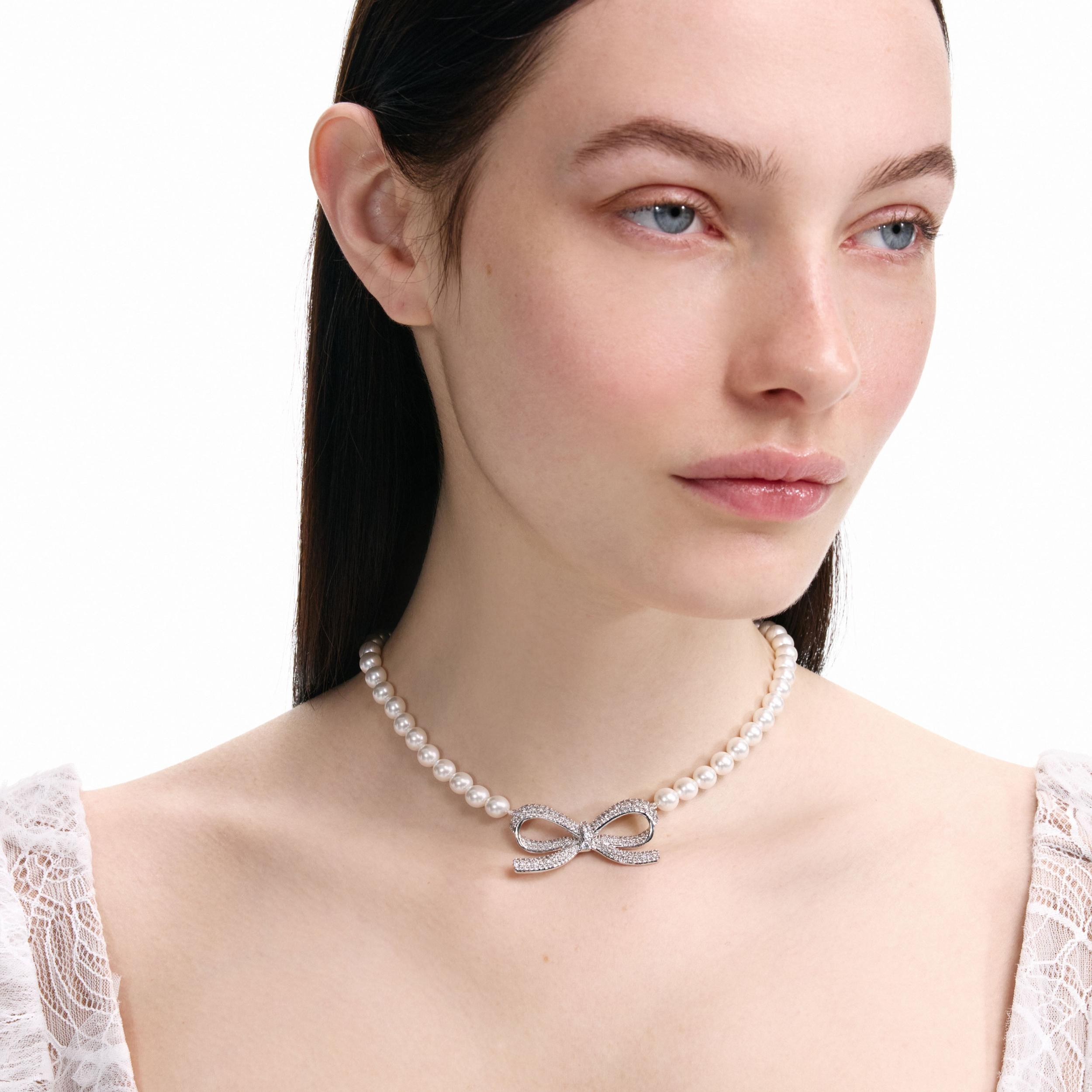 Pearl Bow Necklace Product Image