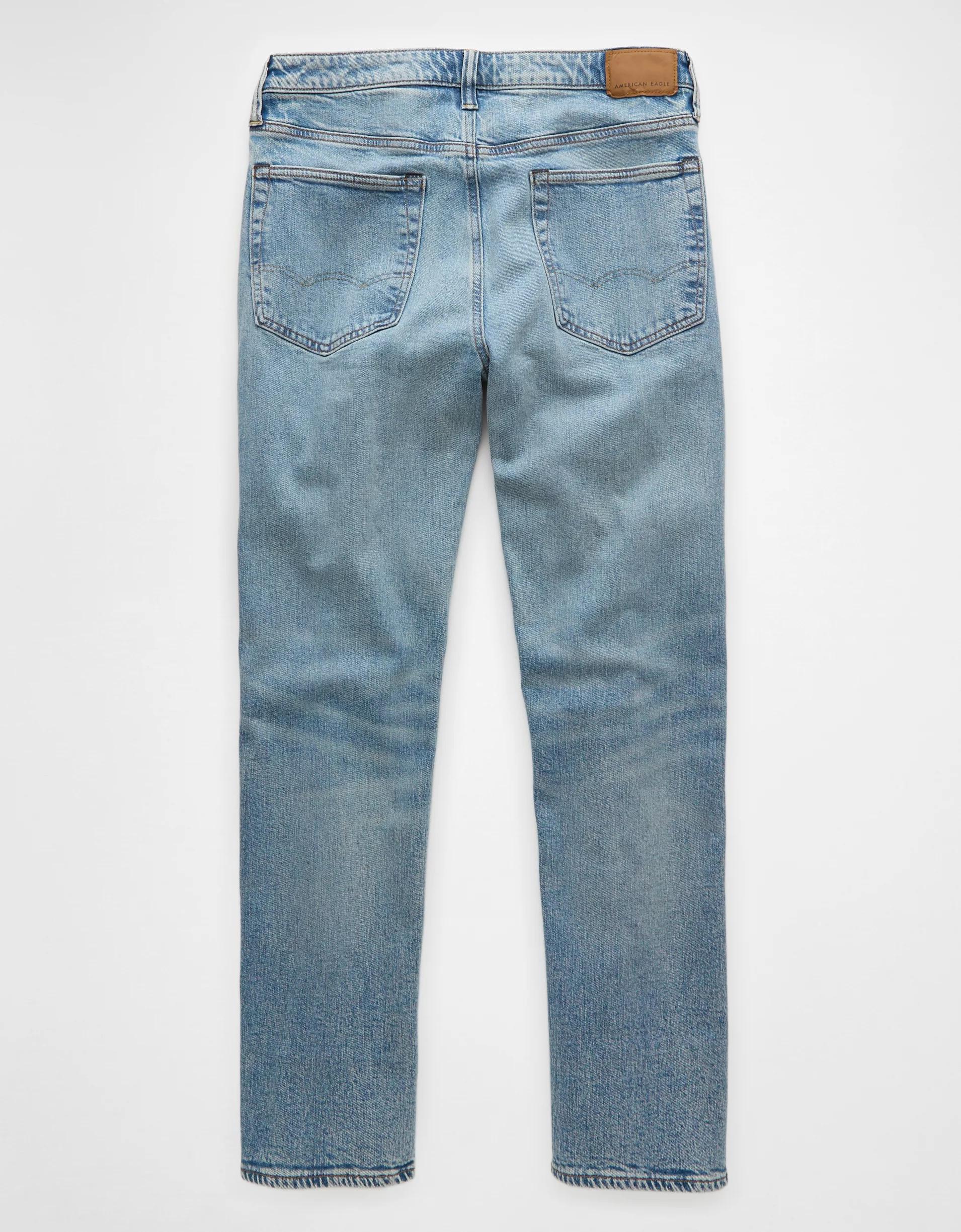 AE EasyFlex Relaxed Straight Jean Product Image