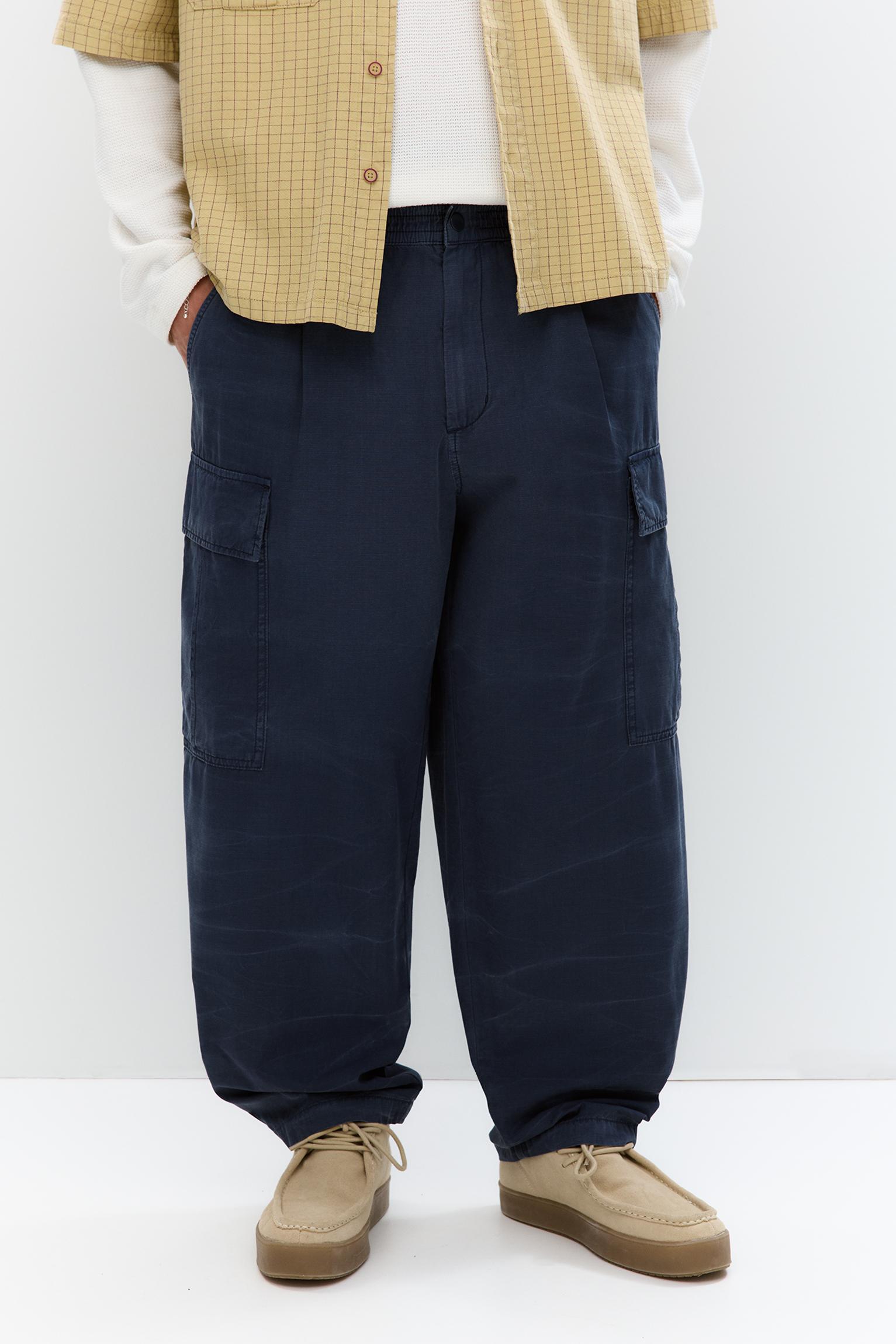 Balloon fit cargo pants Product Image