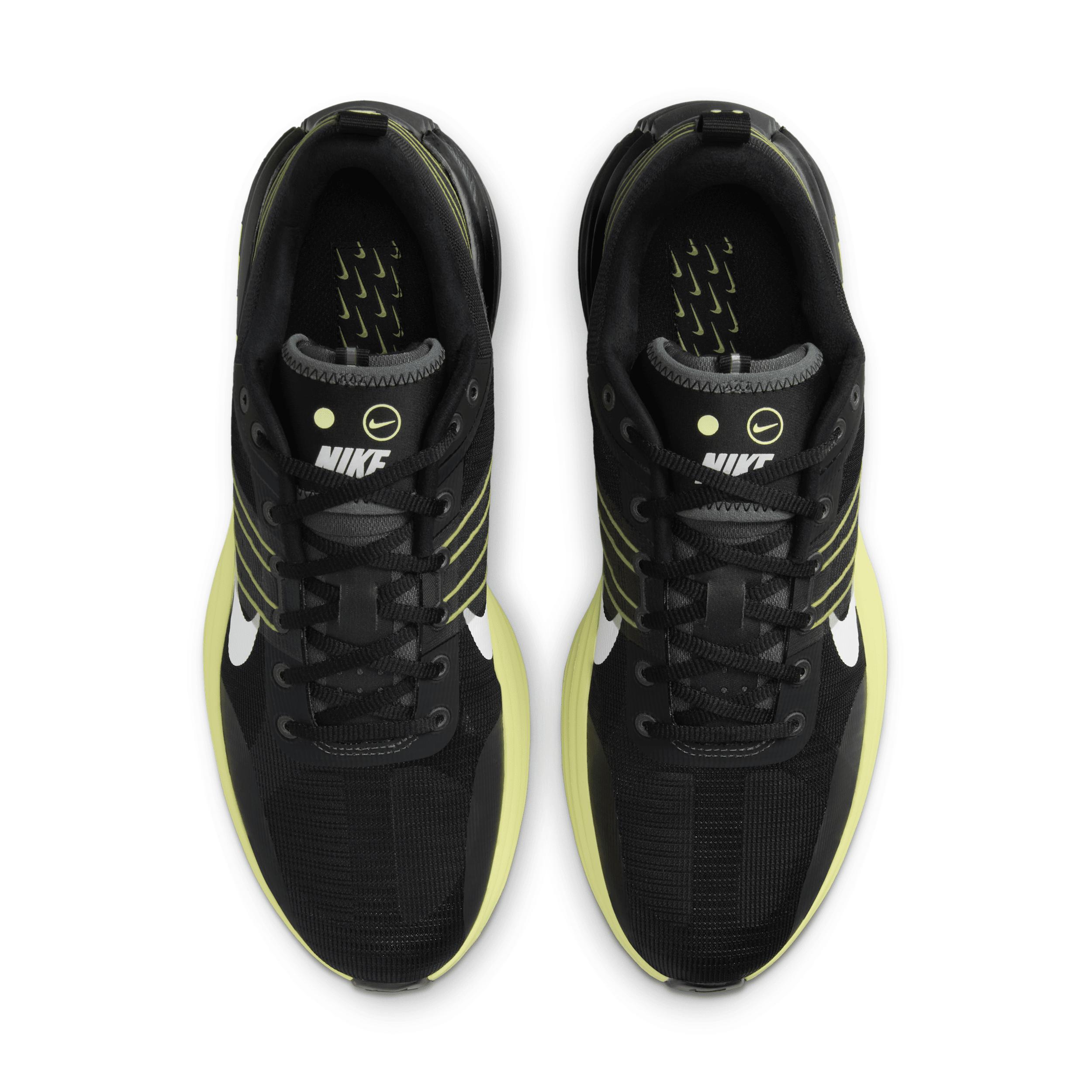Nike Men's Lunar Roam Shoes Product Image