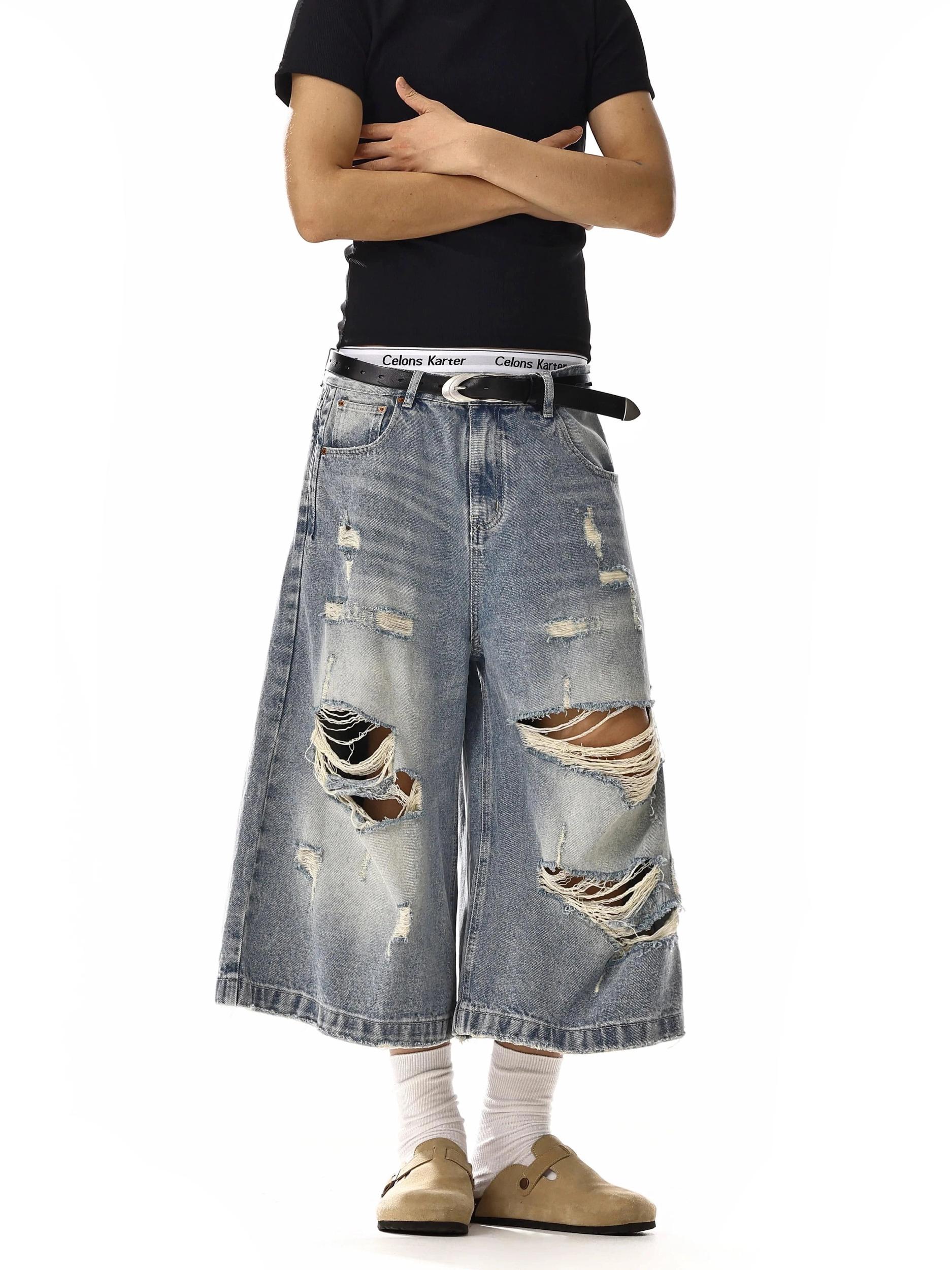 RT No. 18249 RIPPED BLUE DENIM SHORTS Product Image