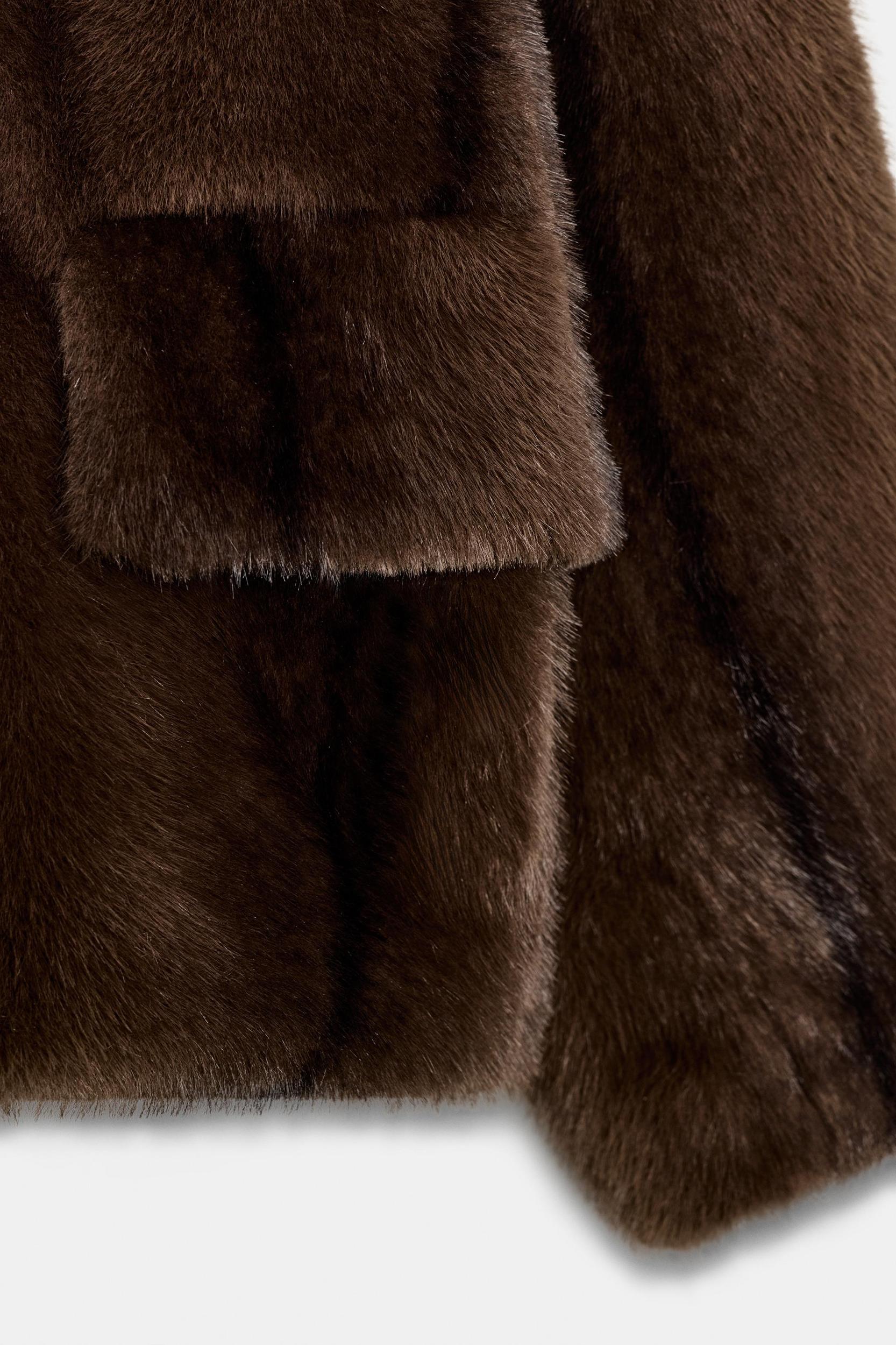 SHORT FAUX FUR COAT Product Image