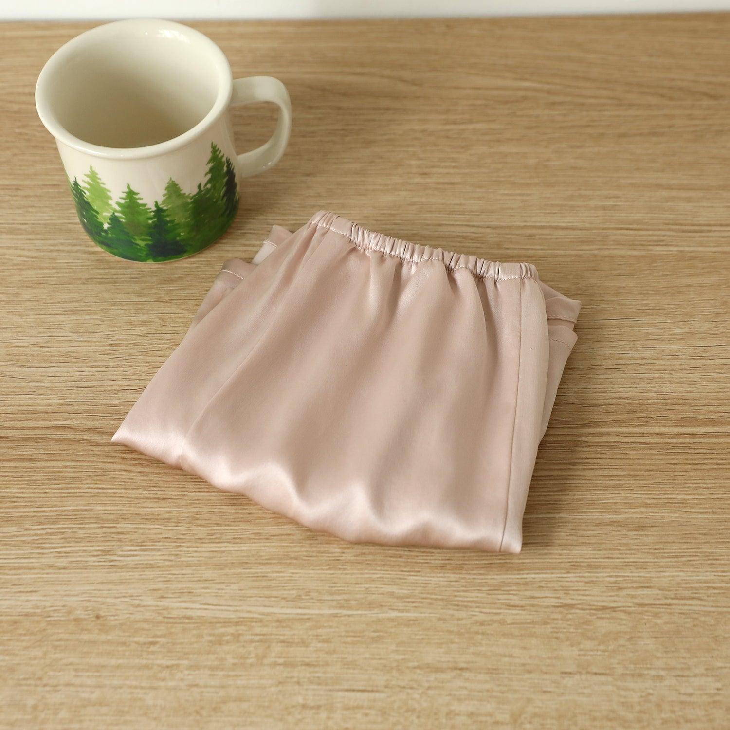 Black Pure Mulberry Silk Men's Trunks | Low Rise | 19 Momme | Soar Collection Product Image