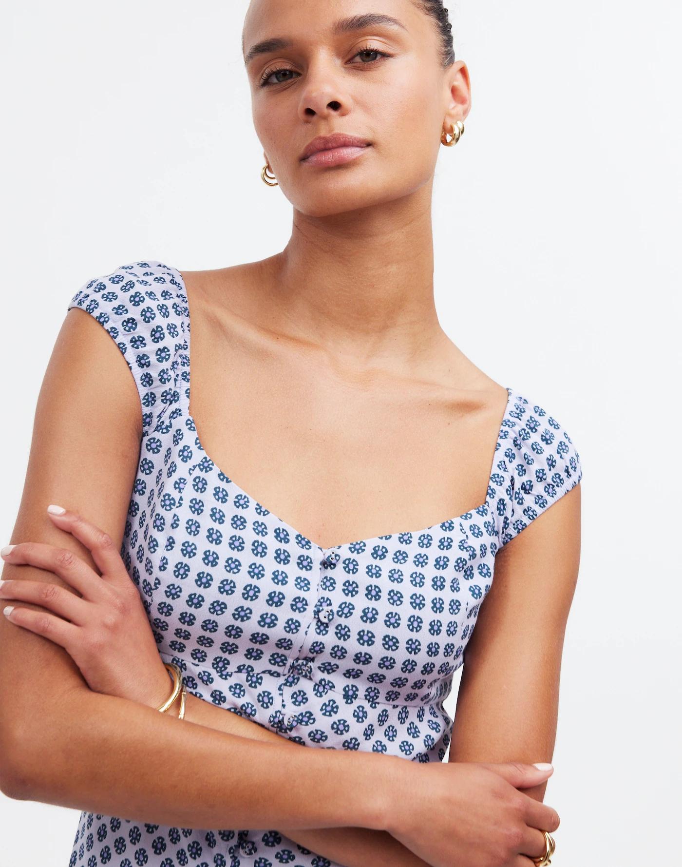 Cap-Sleeve Button-Front Mini Dress in Geometric Print Product Image