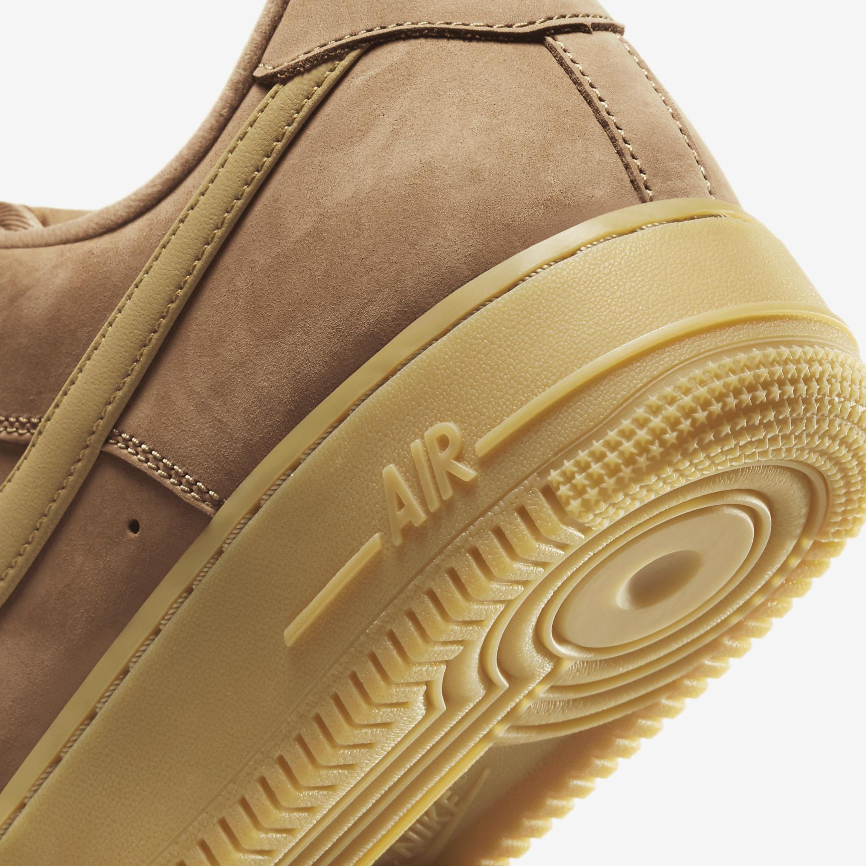 Nike Mens Air Force 1 07 WB Casual Shoes Product Image