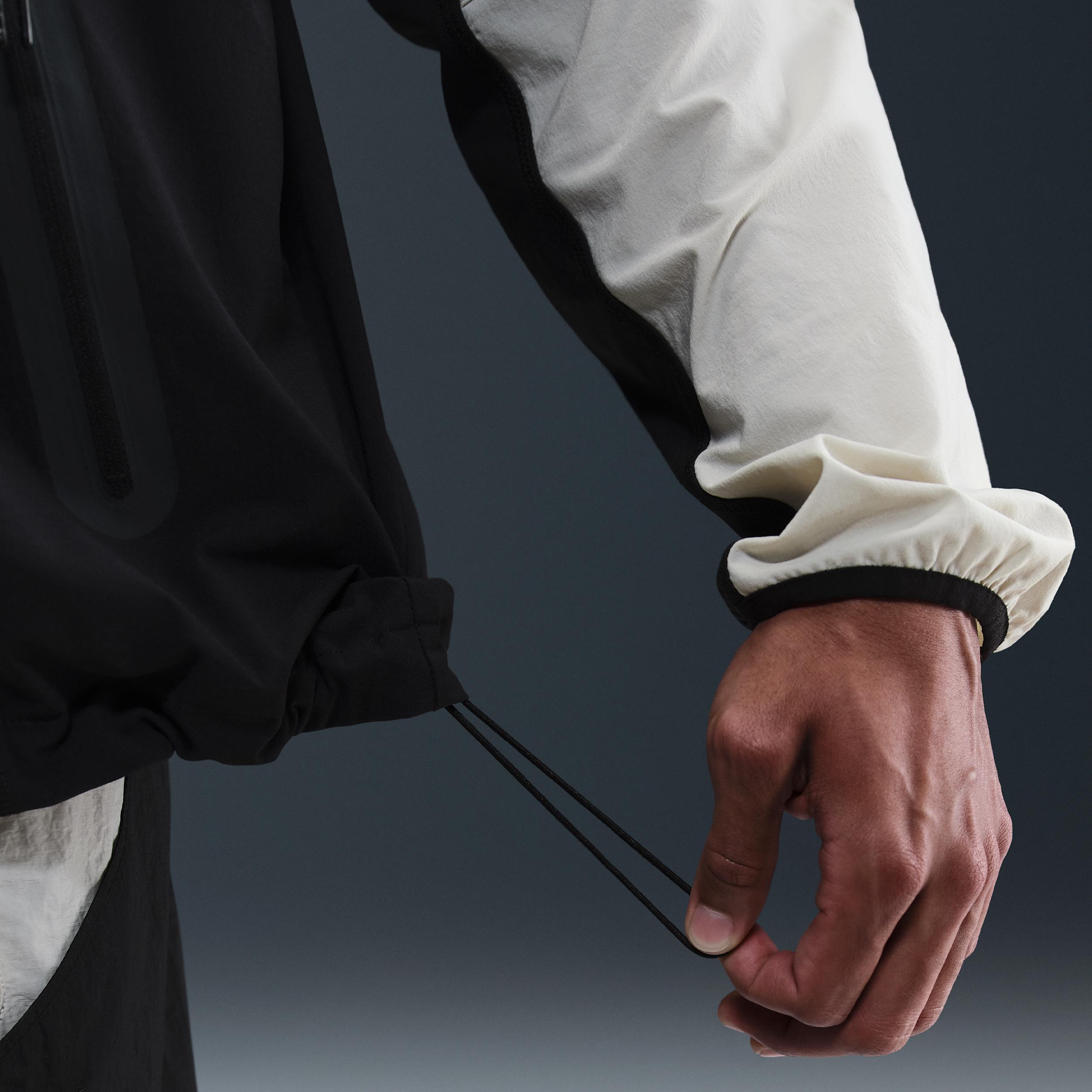 Nike Men's Tech Dri-FIT Woven Color-Block Windrunner Loose Jacket Product Image