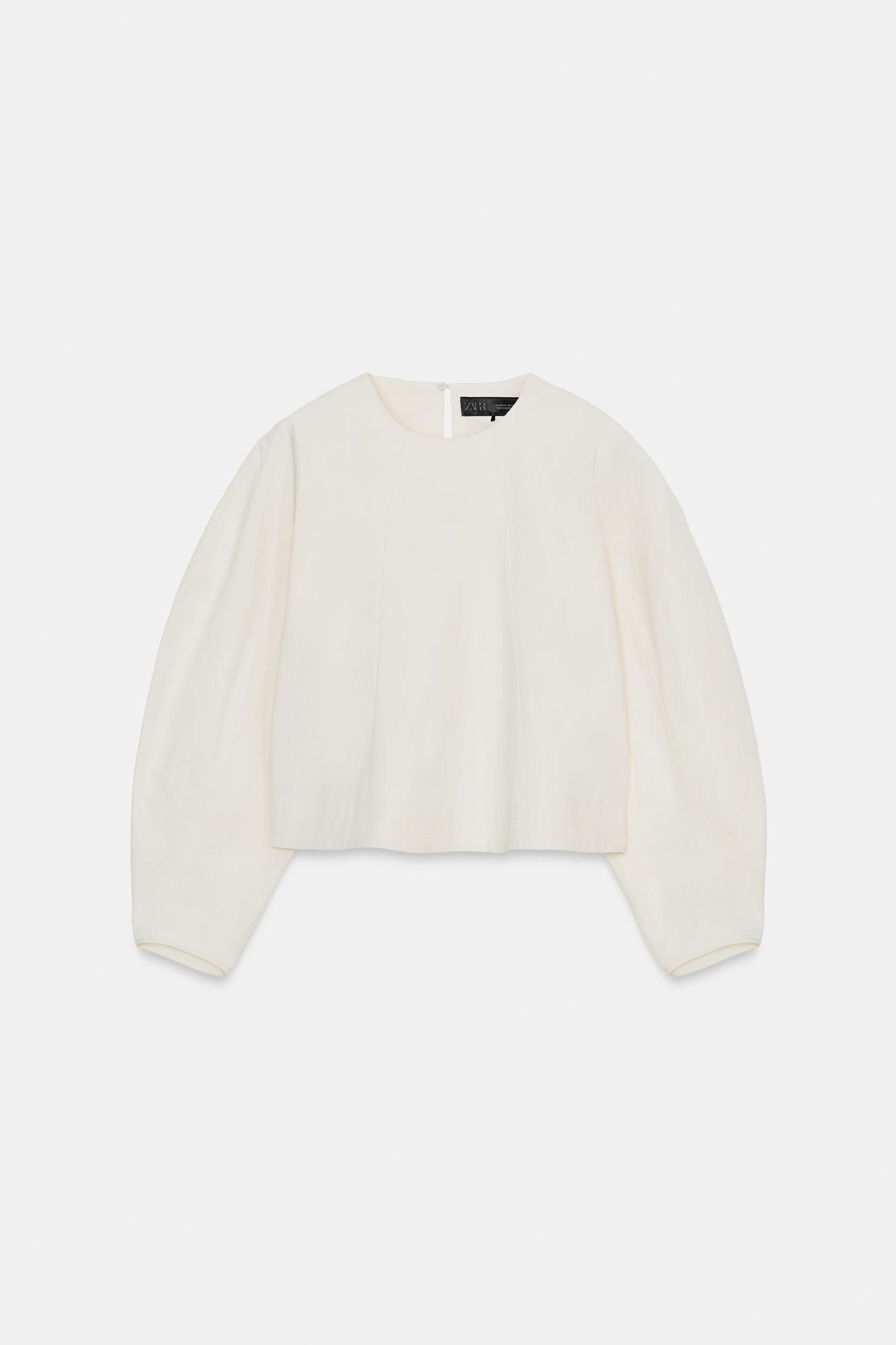 VOLUME SLEEVE CROP TOP Product Image