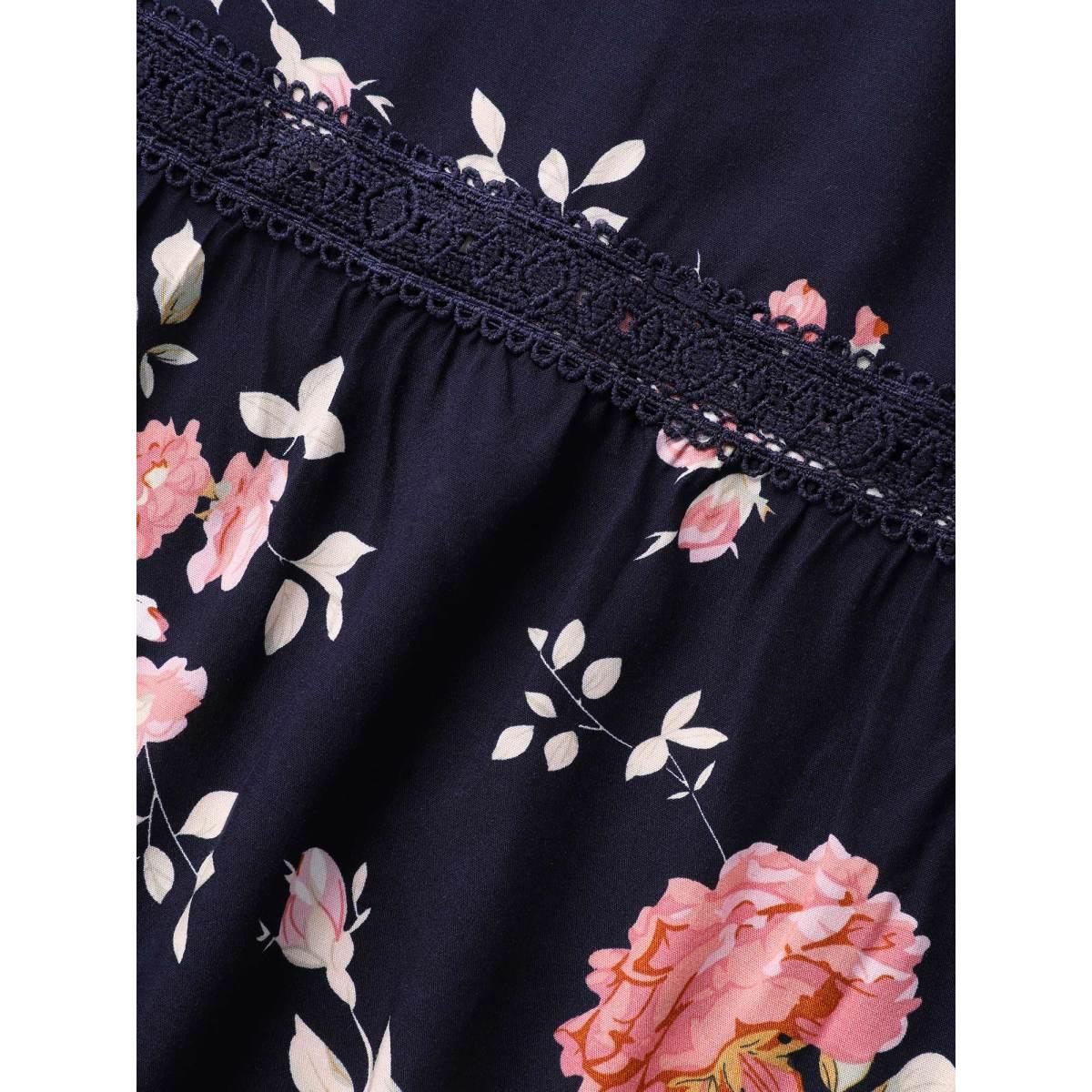 Plus Size Heart Neckline Contrast Webbing Cami Dress DarkBlue Women Elegant Woven ribbon&lace trim Heart neckline Sleeveless Curvy BloomChic 26/4X Product Image