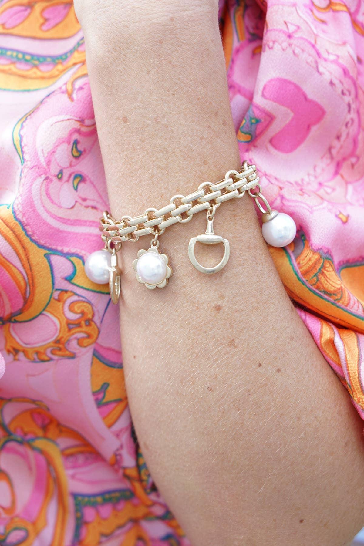 Elise Horsebit & Pearls Charm Bracelet in Shiny Gold Product Image