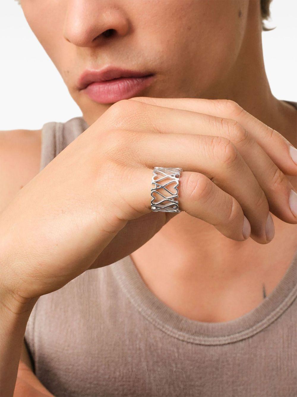 Ami de Coeur ring Product Image