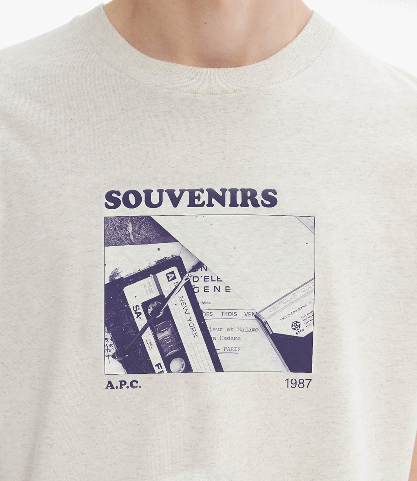 Souvenirs T-shirt Male Product Image