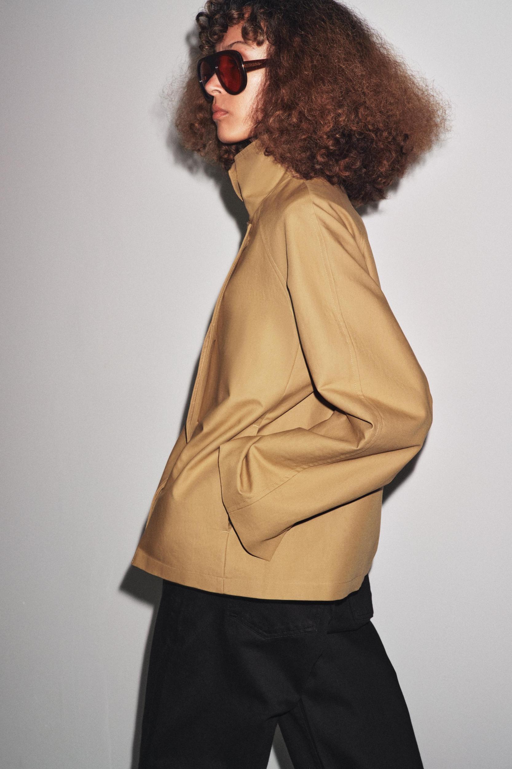 MINIMAL SHORT TRENCH ZW COLLECTION Product Image