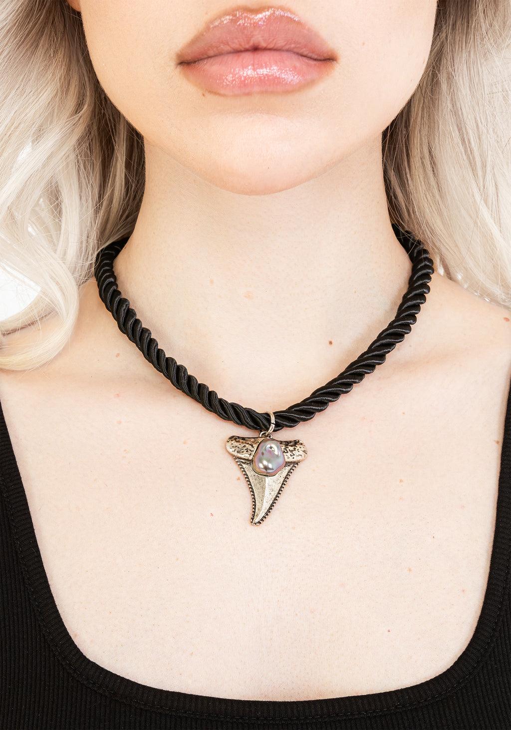 Shark Tooth Rope Necklace Product Image