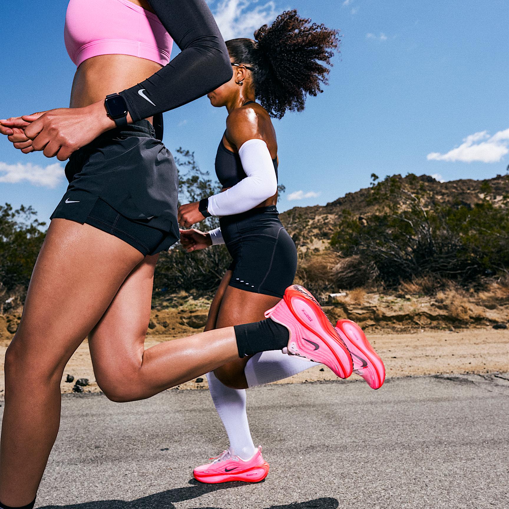 Nike Womens Vomero Plus Road Running Shoes | HV8154-601 Product Image