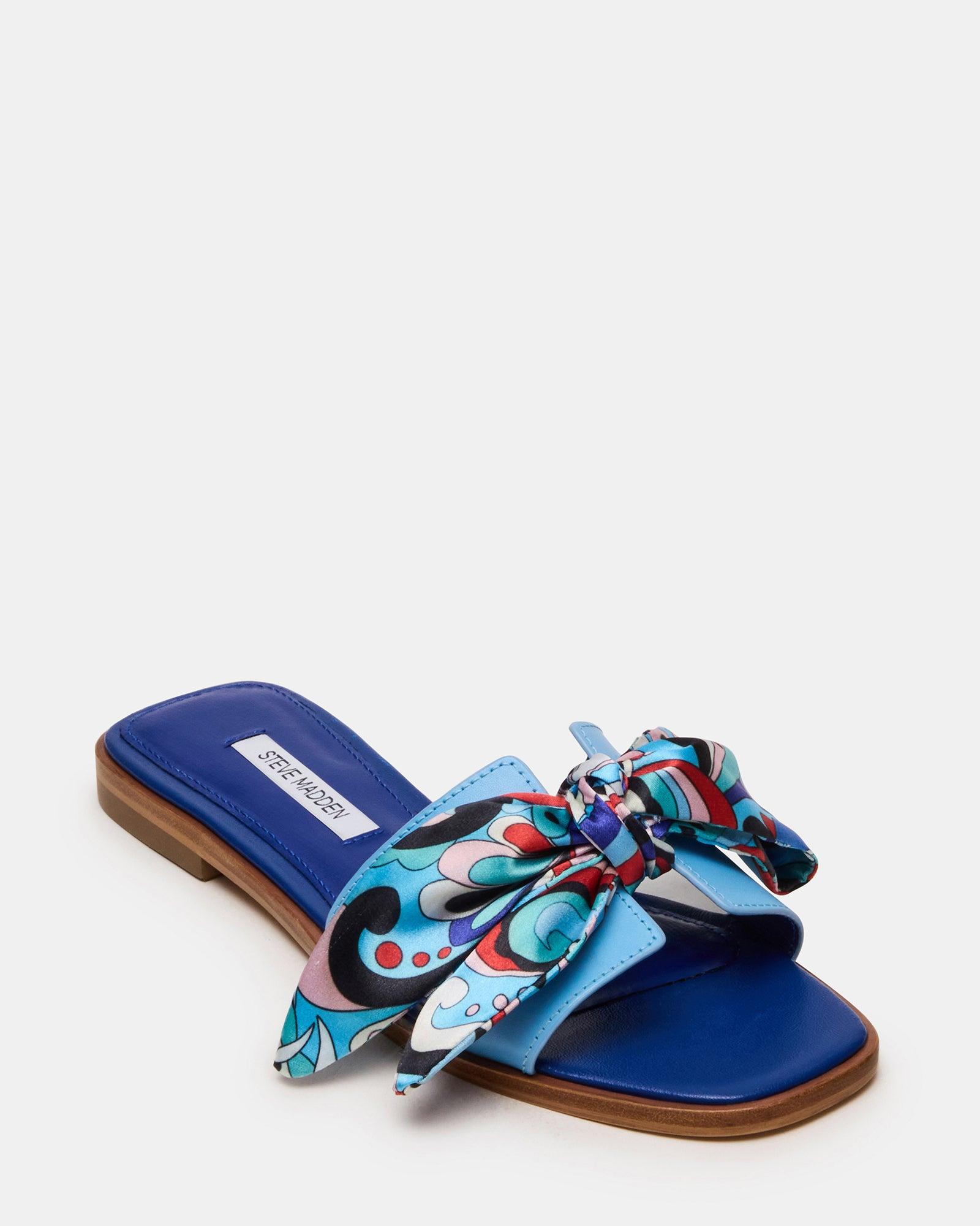 HADYN BLUE SCARF Female Product Image