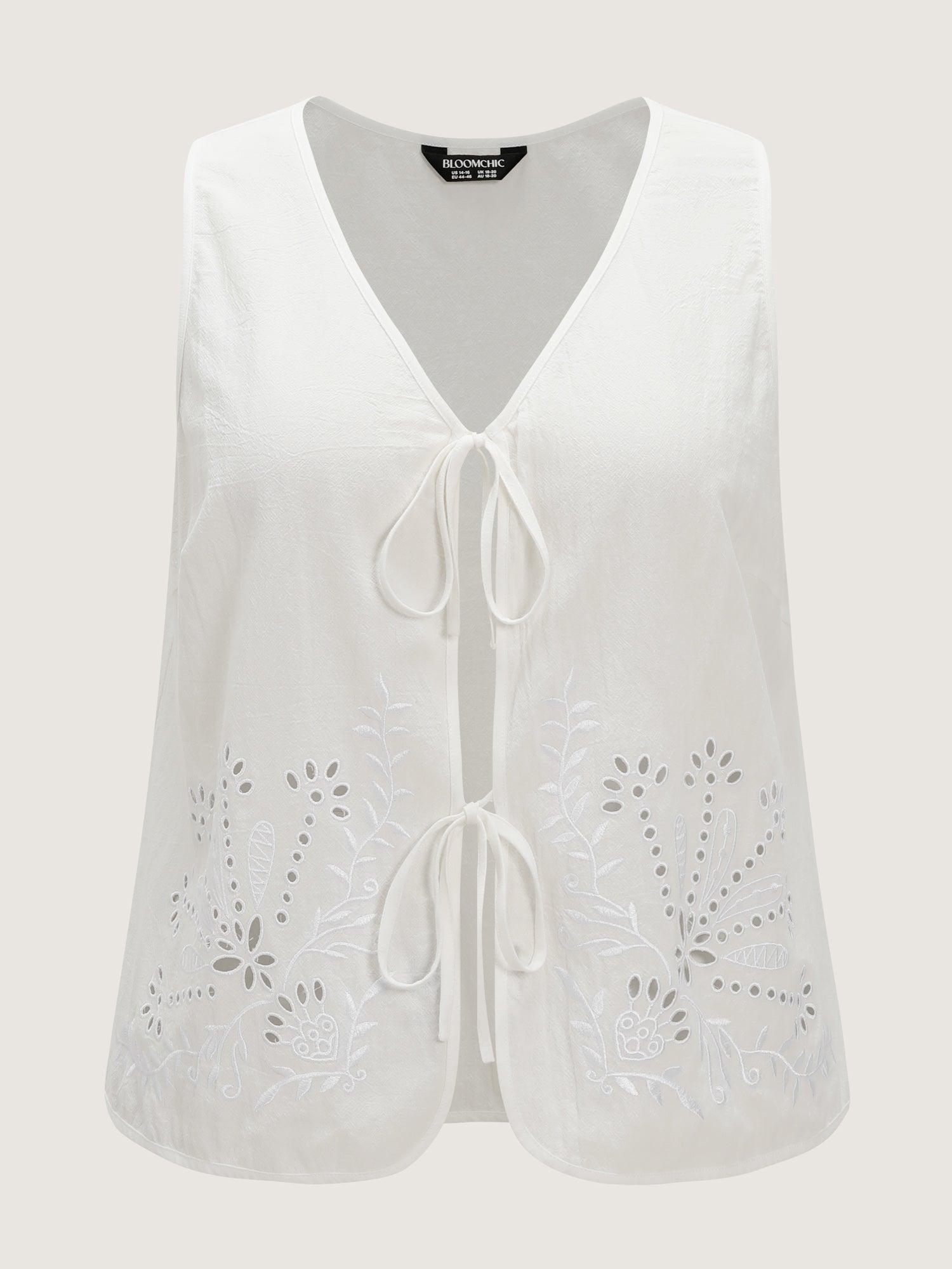 Cotton Eyelet Embroidered Breathable Tank Top Female Product Image