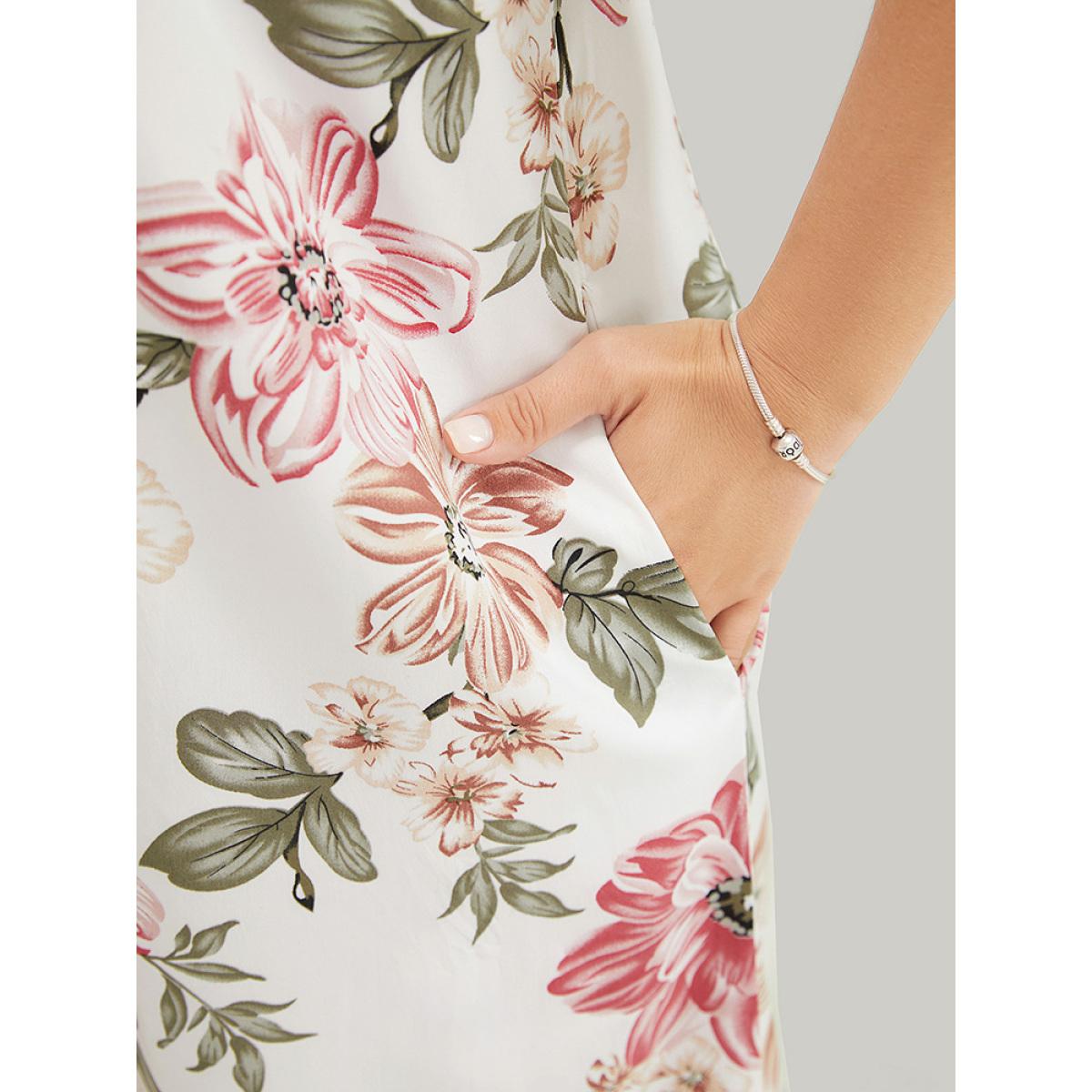 Plus Size Floral Pocket Keyhole Lace Cap Sleeve Flutter Dress Multicolor Women Elegant Printed Keyhole Cut-Out Cap Sleeve Curvy Knee Dress BloomChic 26/4X Product Image