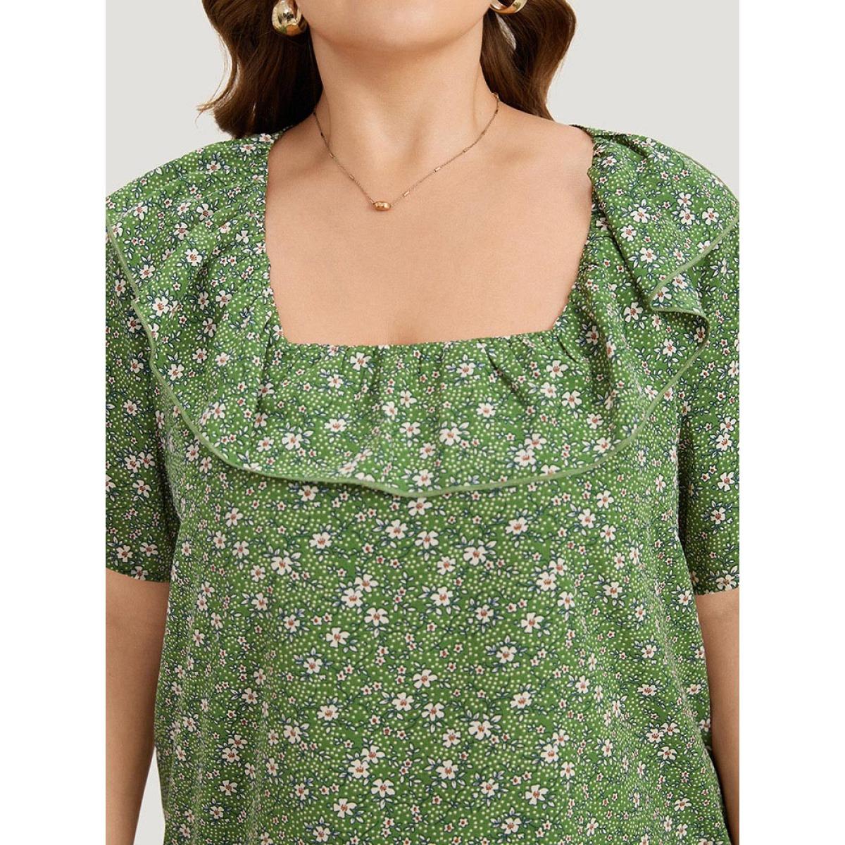 Plus Size Green Ditsy Floral Square Neck Flutter Trim Blouse Women Elegant Short sleeve Square Neck Dailywear Blouses BloomChic 18-20/2X Product Image
