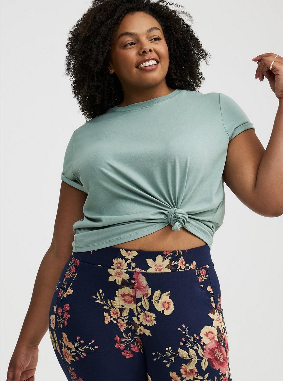 Pedal Pusher Pocket Legging Product Image