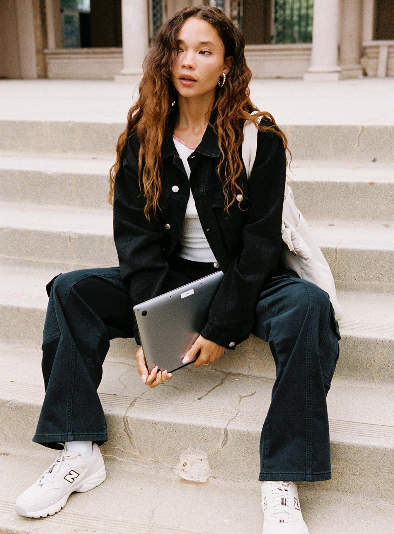 Nosita Cargo Jeans Black Product Image