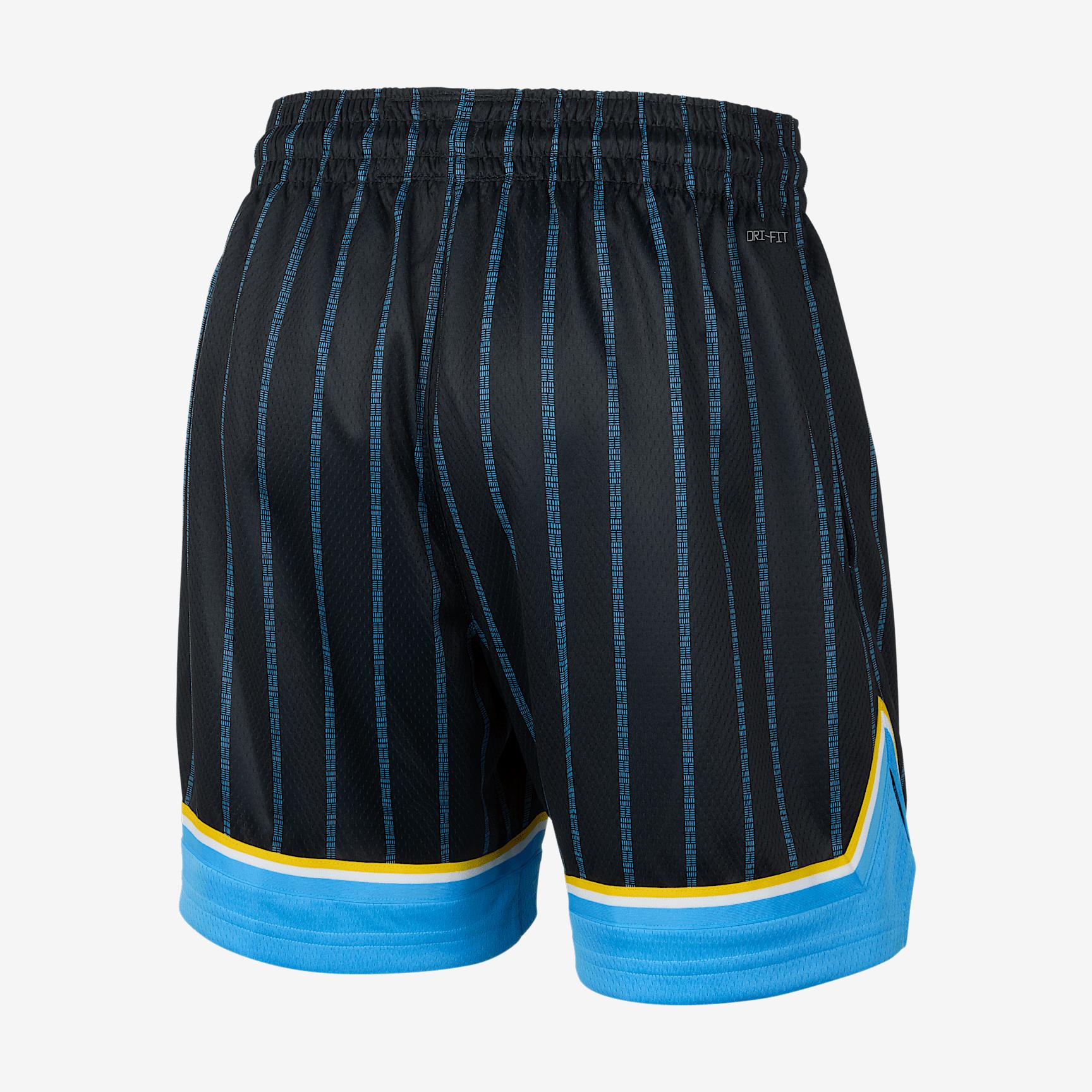 Women's Nike Black Chicago Sky On-Court Victory Performance Shorts,  Product Image
