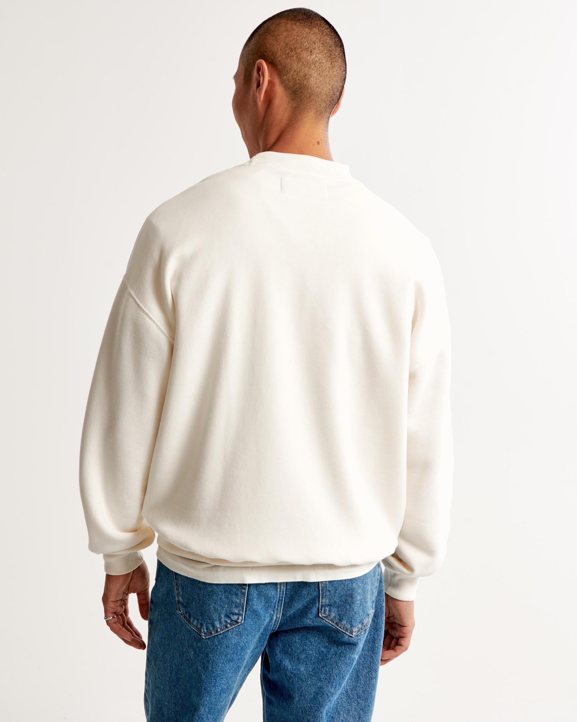 New England Patriots Graphic Crew Sweatshirt Product Image