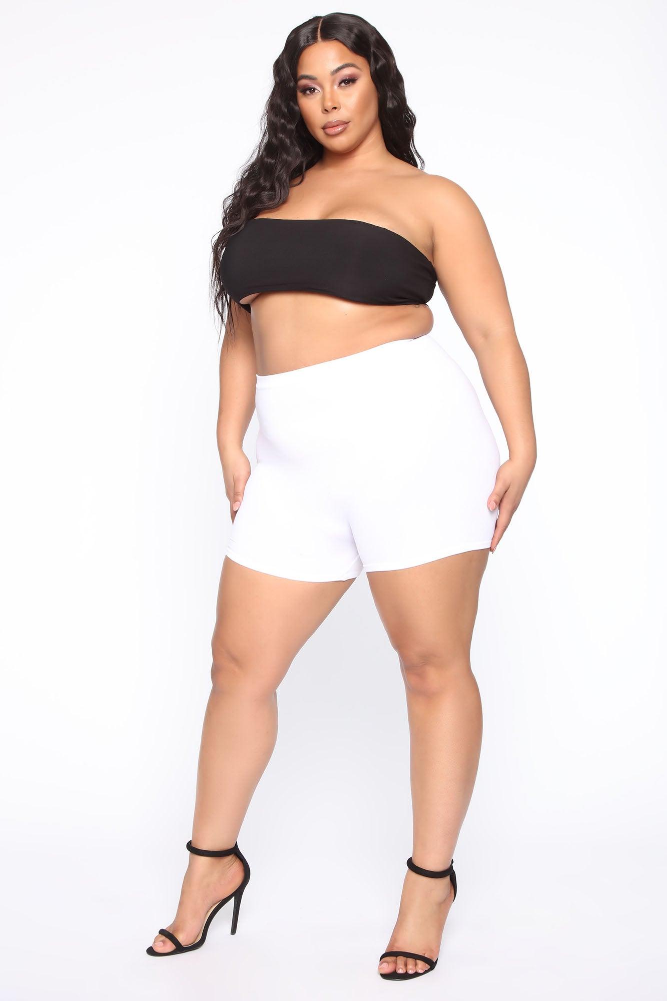 Uncomplicated Seamless Shorts - White Product Image