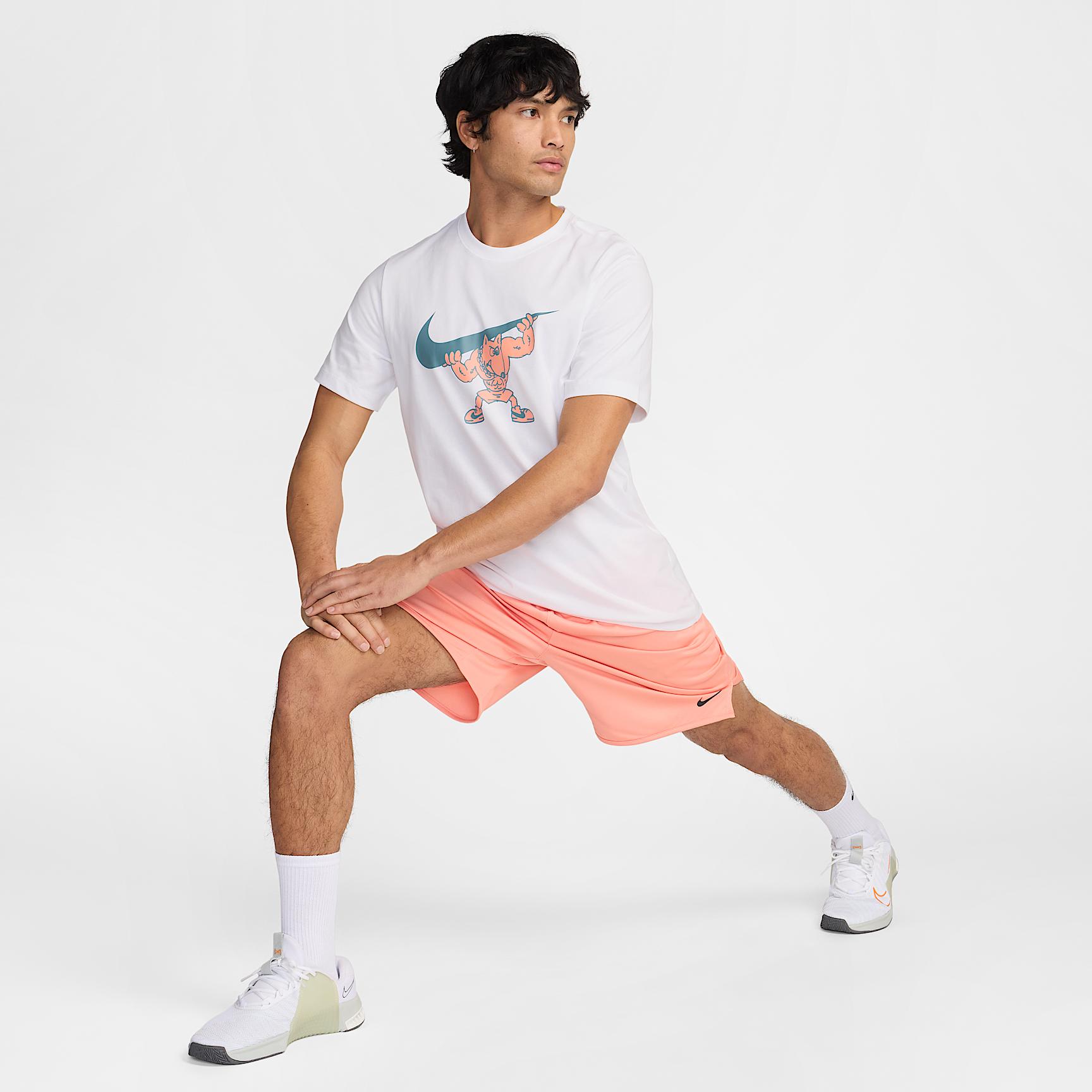 Nike Men's Fitness T-Shirt Product Image