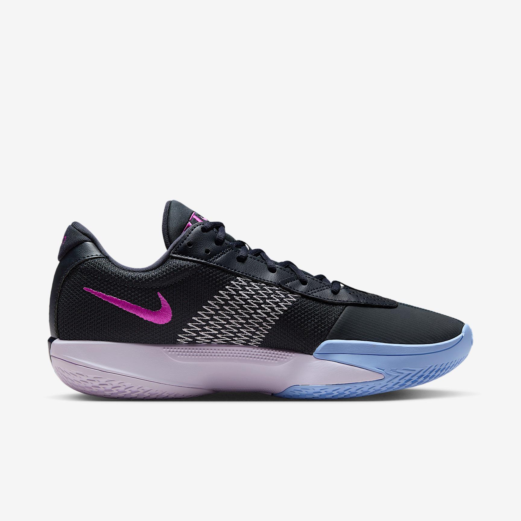 Nike Men's G.T. Cut Academy Basketball Shoes Product Image