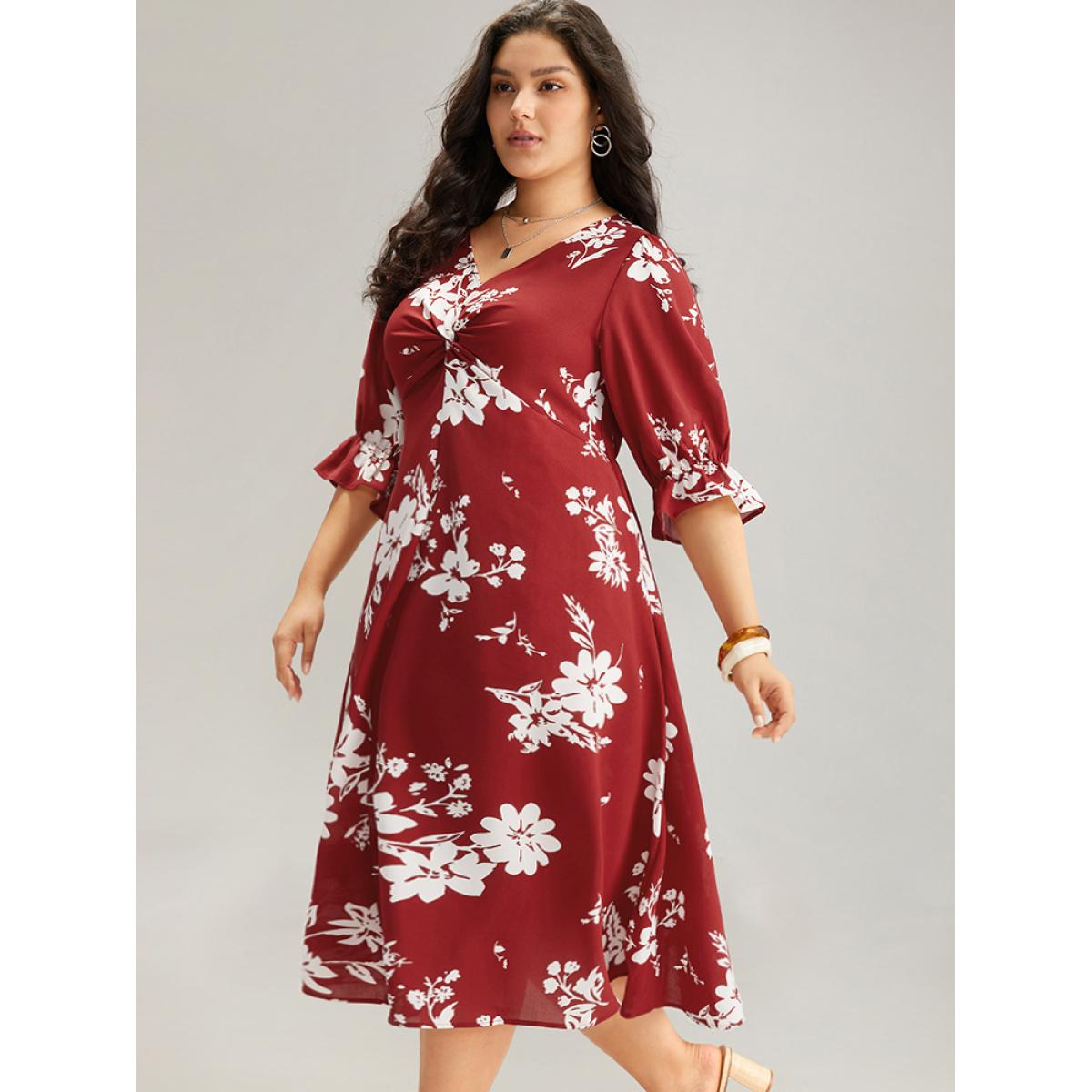 Plus Size Silhouette Floral Print Twist Front Pocket Dress Raspberry Women Elegant Printed V-neck Half Sleeve Curvy Midi Dress BloomChic 26/4X Product Image