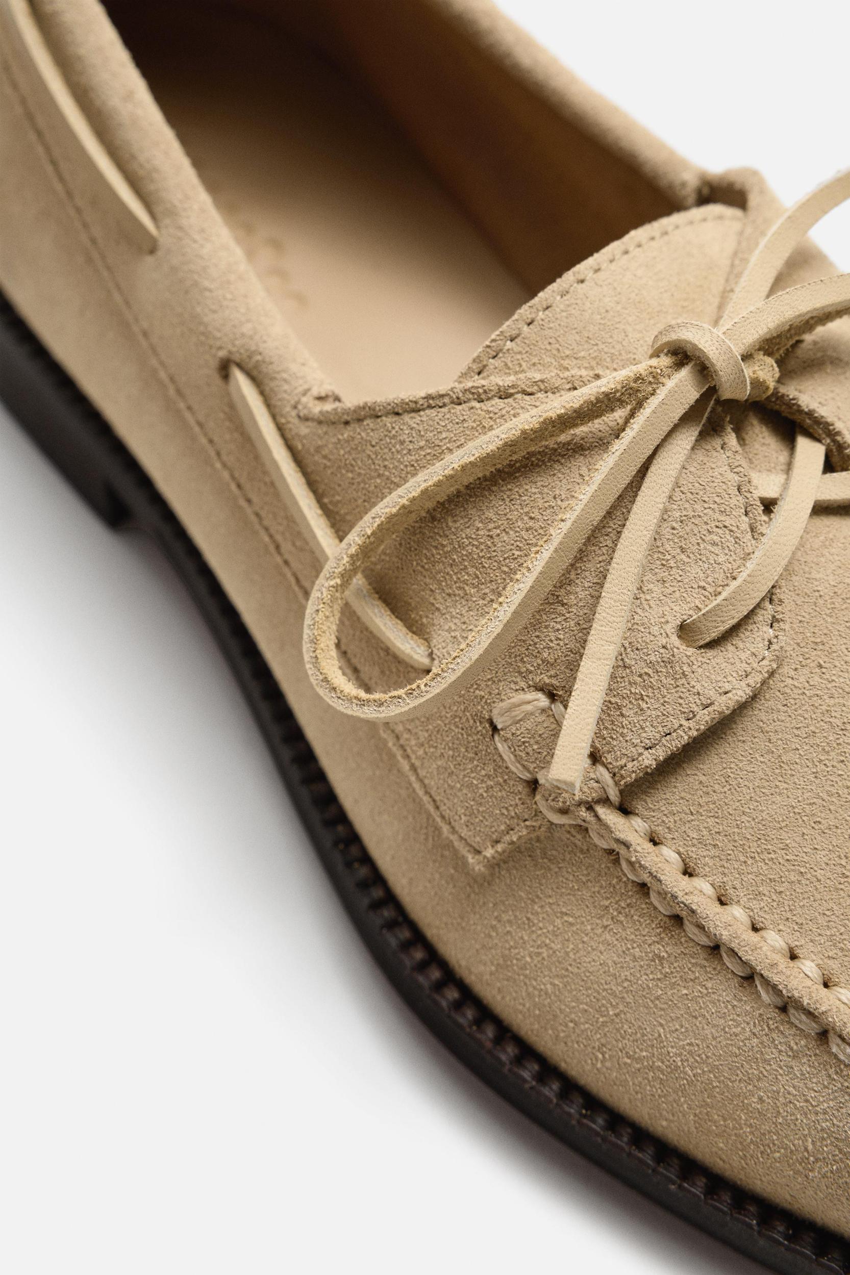 LEATHER BOAT SHOES Product Image