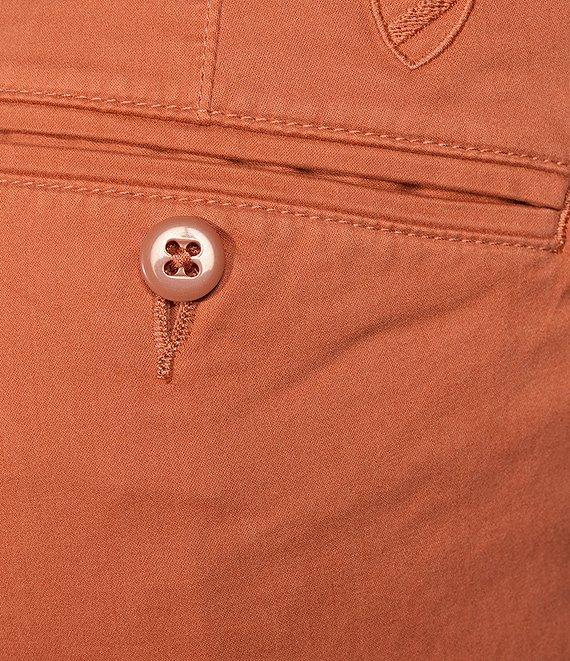 Cremieux Blue Label Madison Classic Fit Garment-Dyed 8#double; Inseam Shorts Product Image